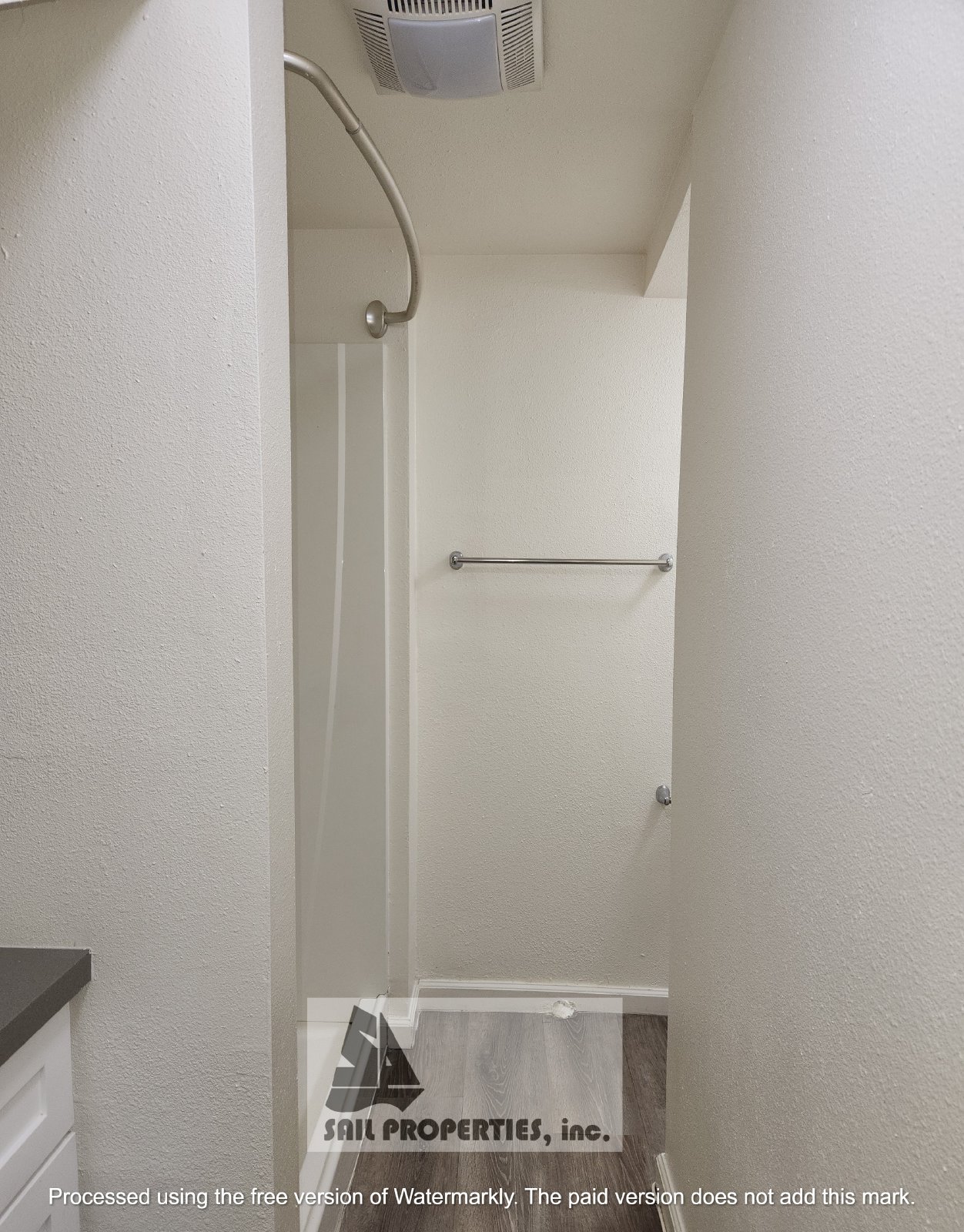 Great Gated 1 bedroom home in Heart of Long Beach! property image