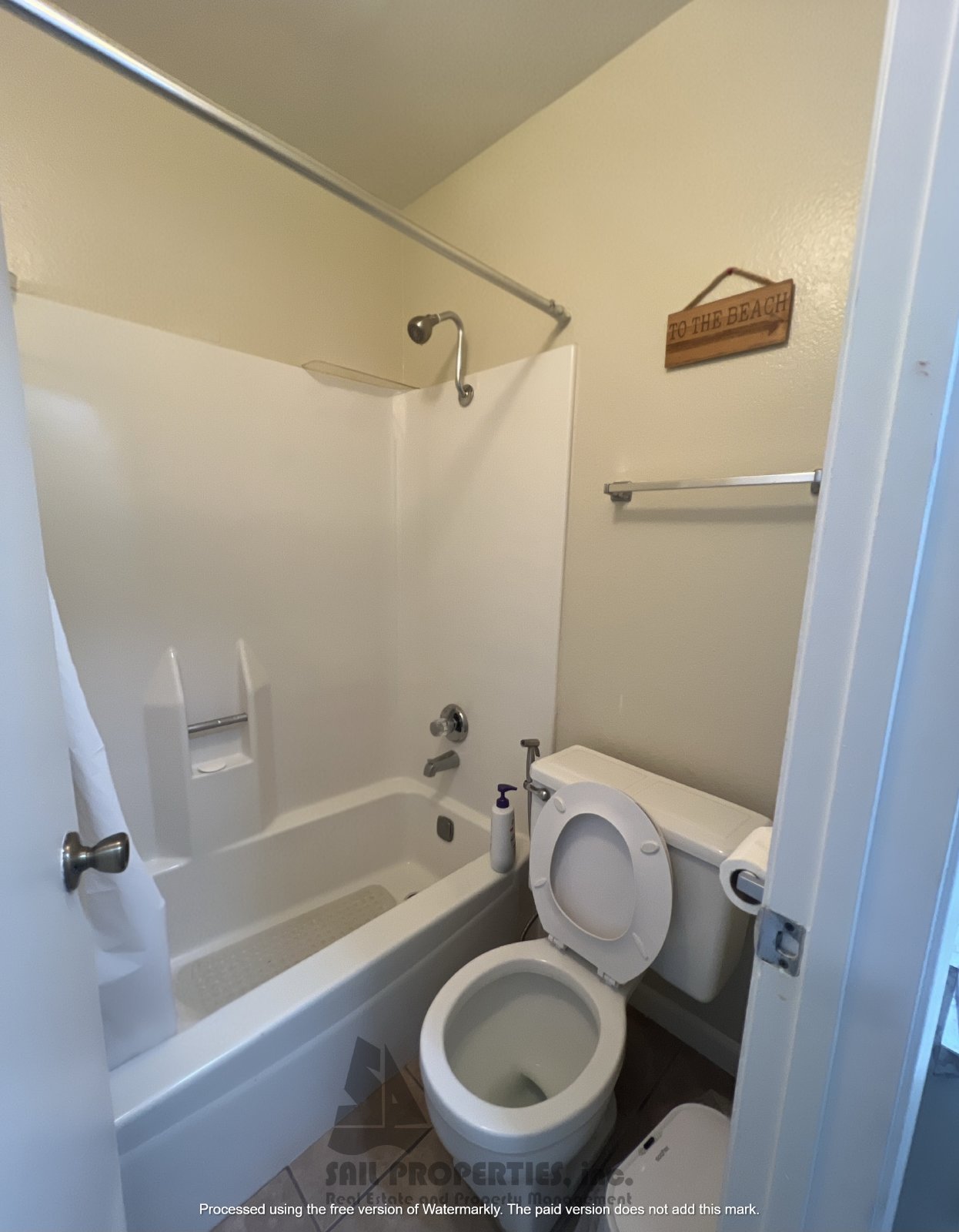 2-bedroom, 2-bath apartment in Huntington Beach’s desirable Huntington Harbour area property image