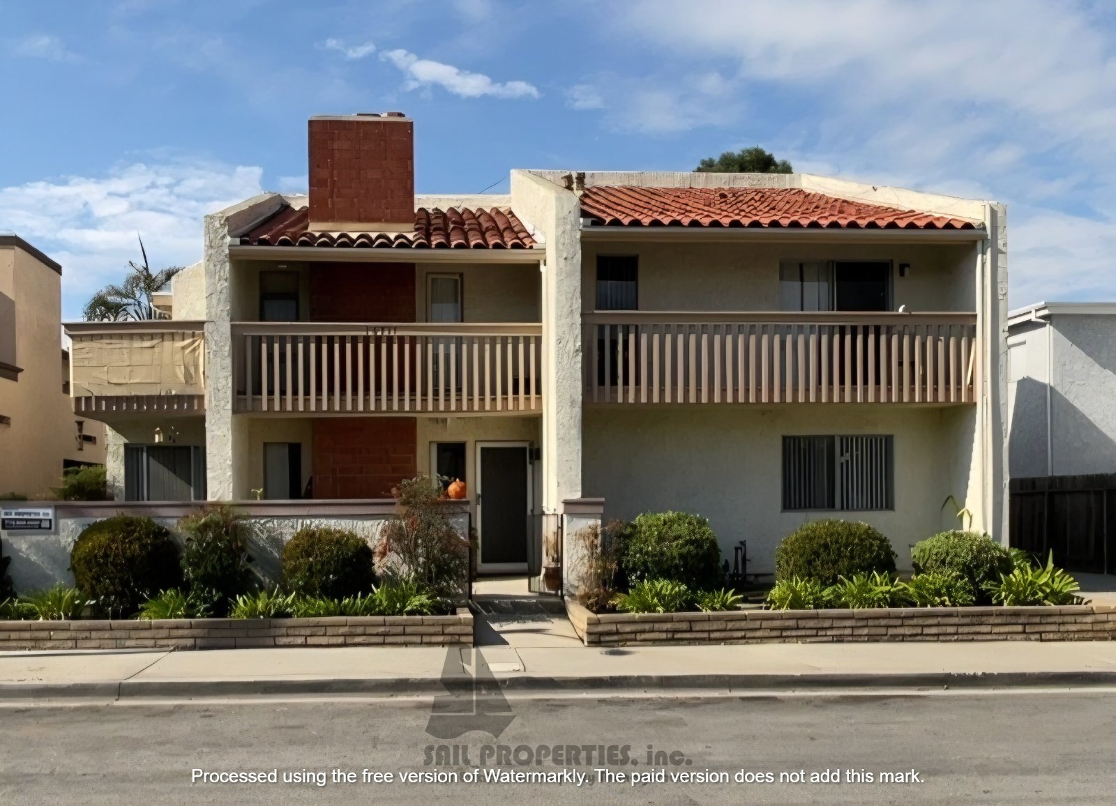 2-bedroom, 2-bath apartment in Huntington Beach’s desirable Huntington Harbour area property image