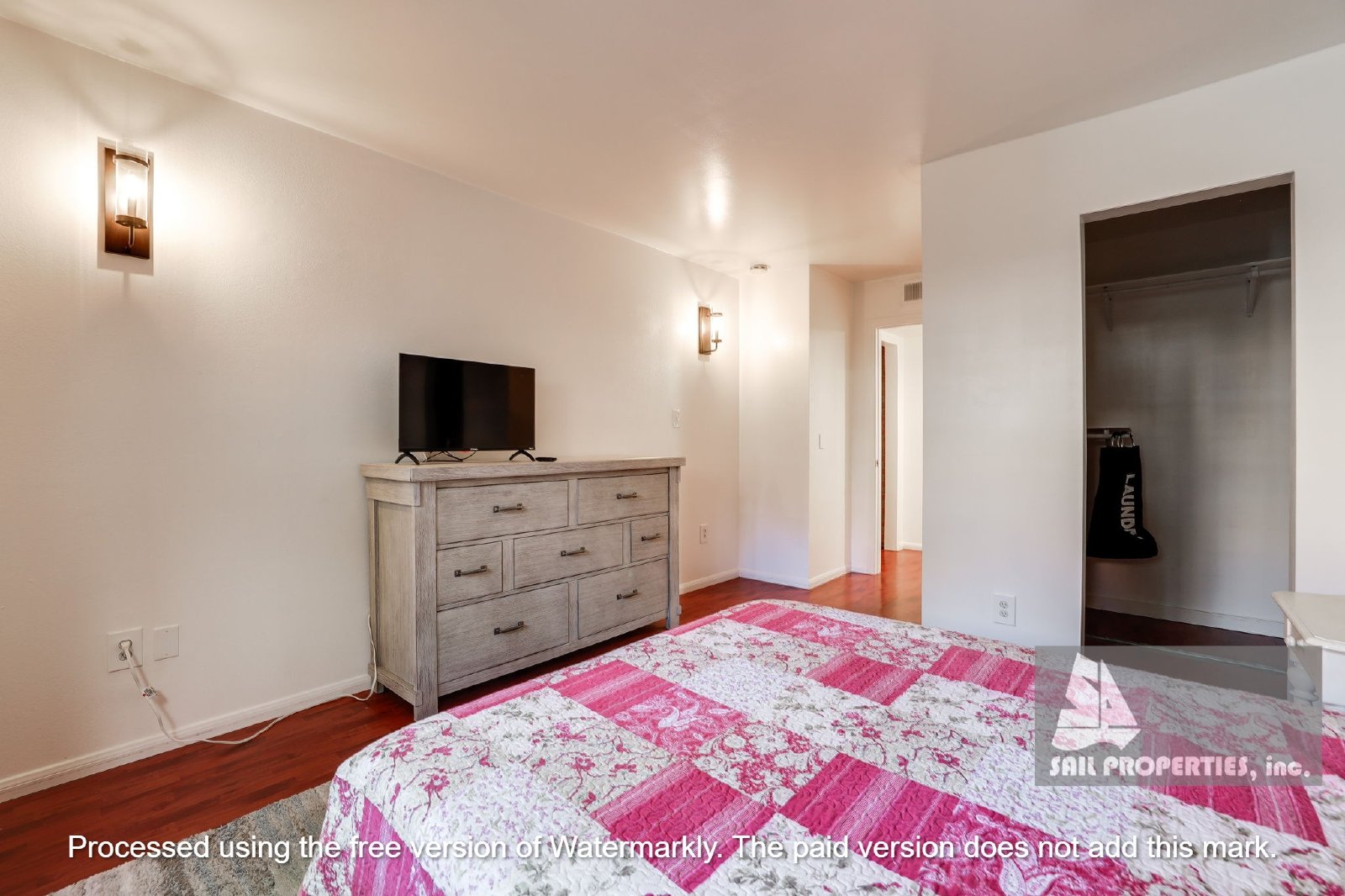 Beachside Living in Huntington Beach! property image