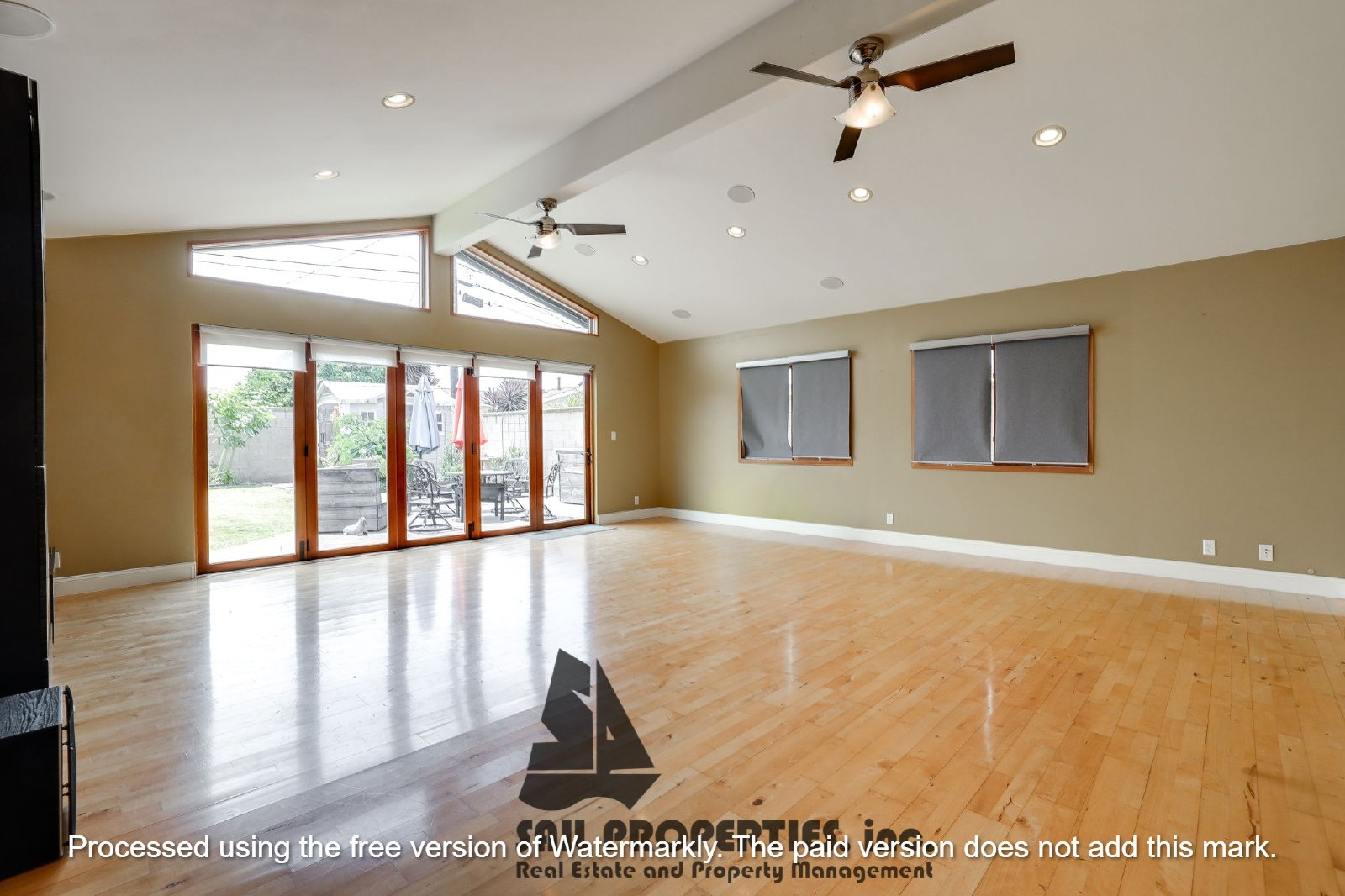 Discover this bright 3-bedroom Home in HB! property image
