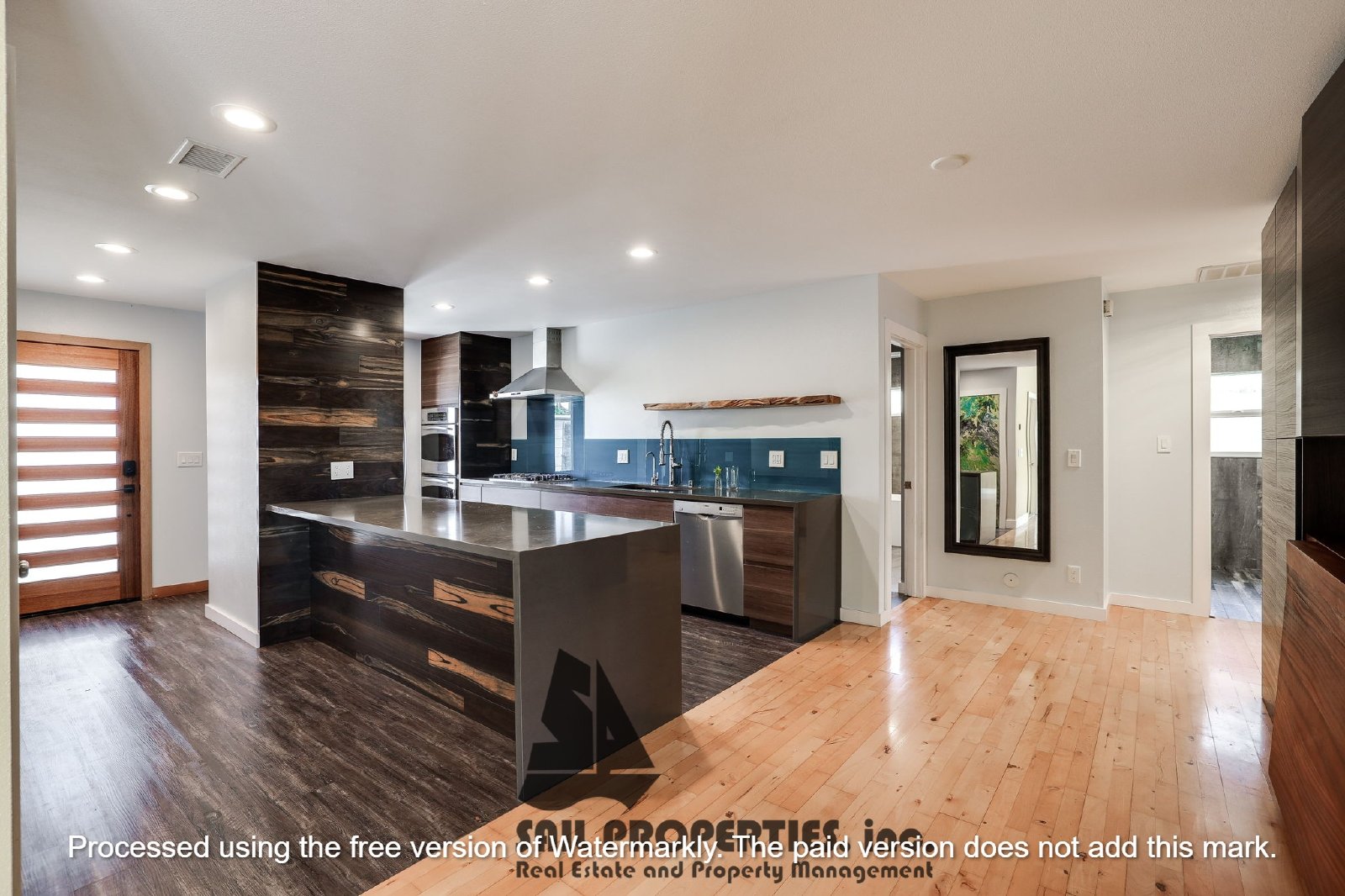 Discover this bright 3-bedroom Home in HB! property image