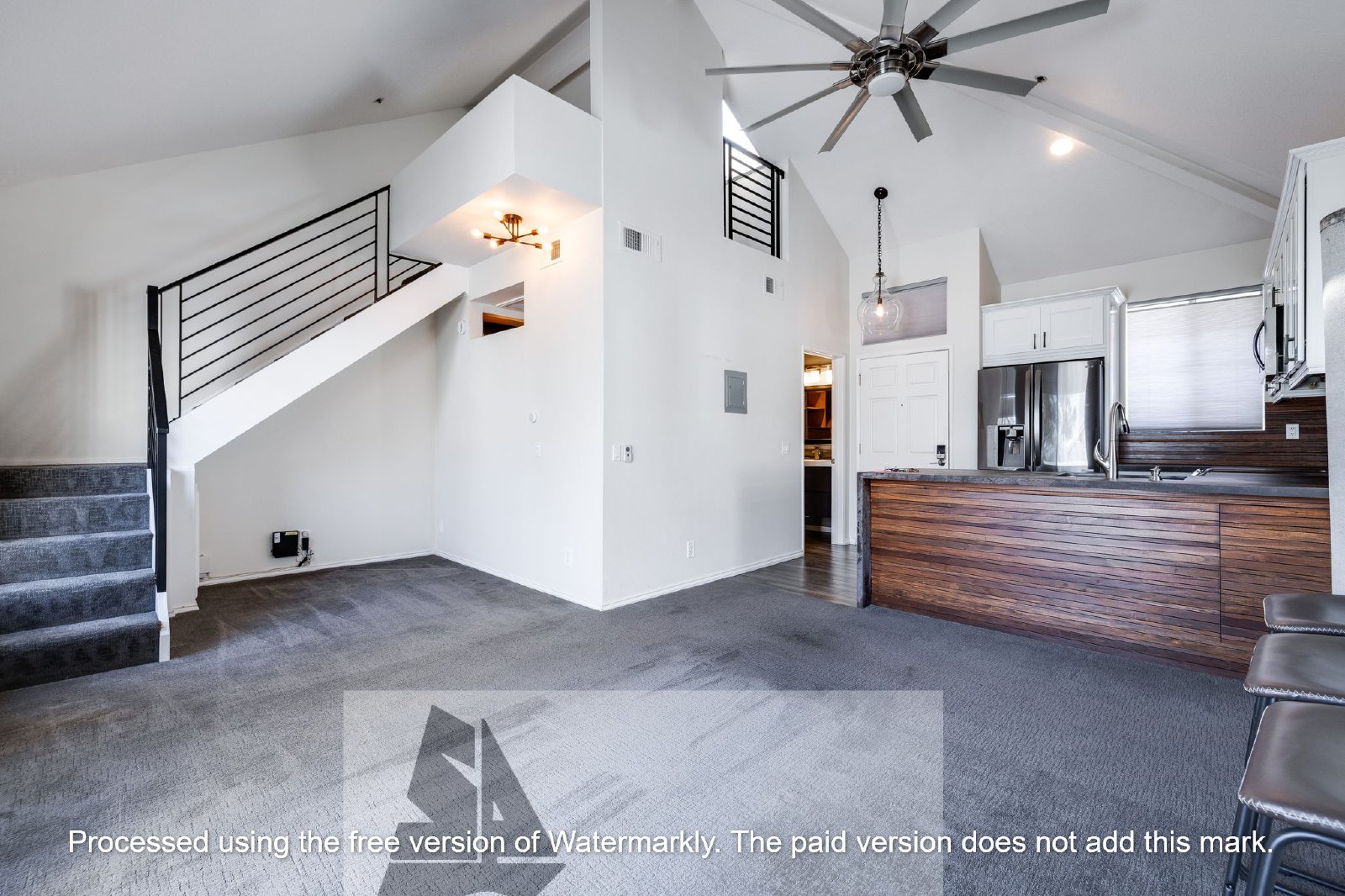 Studio loft in desirable community of Huntington Beach! property image