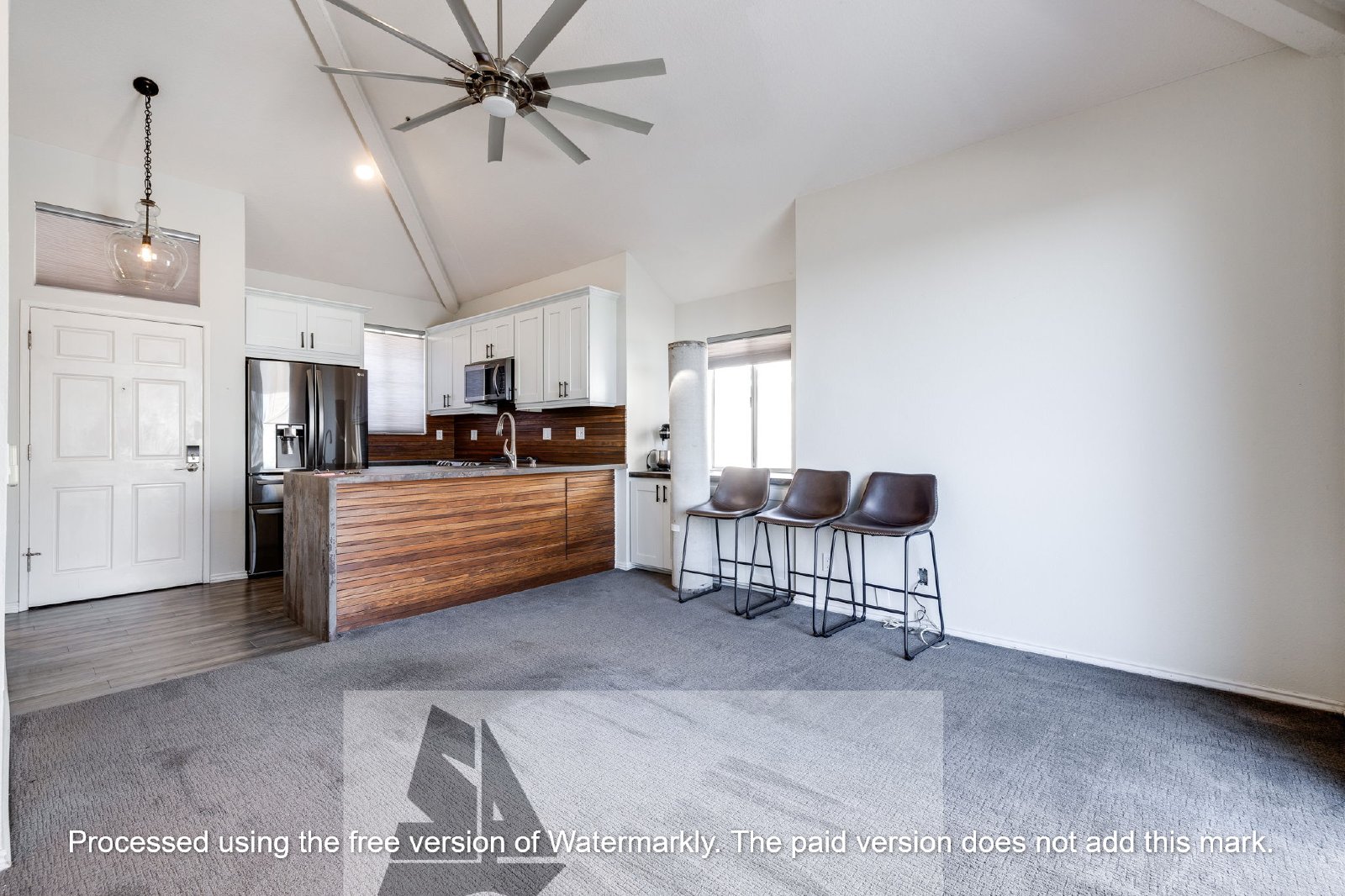 Studio loft in desirable community of Huntington Beach! property image