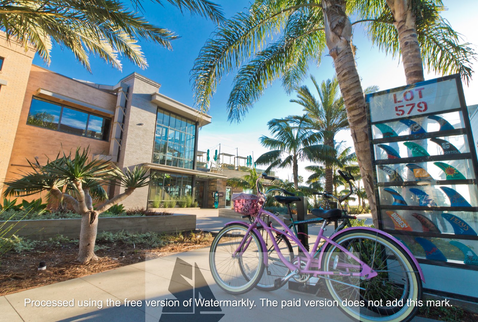 Studio loft in desirable community of Huntington Beach! property image