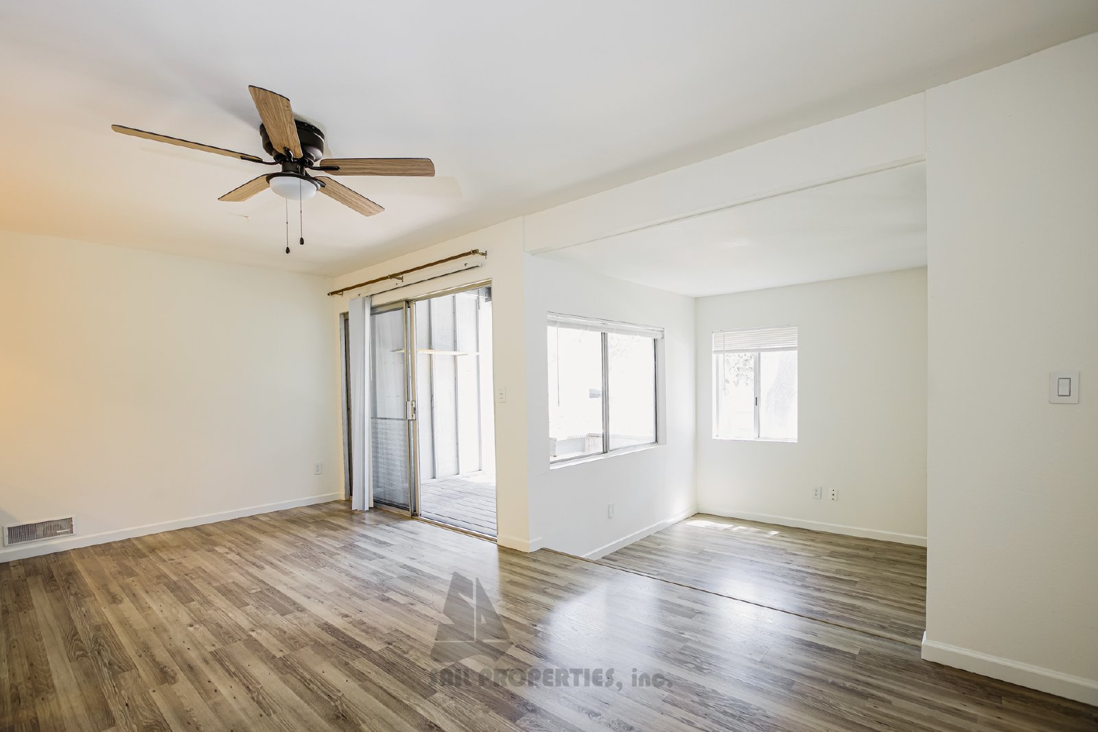 1 Bedroom 1 Bath condo in Huntington Beach property image