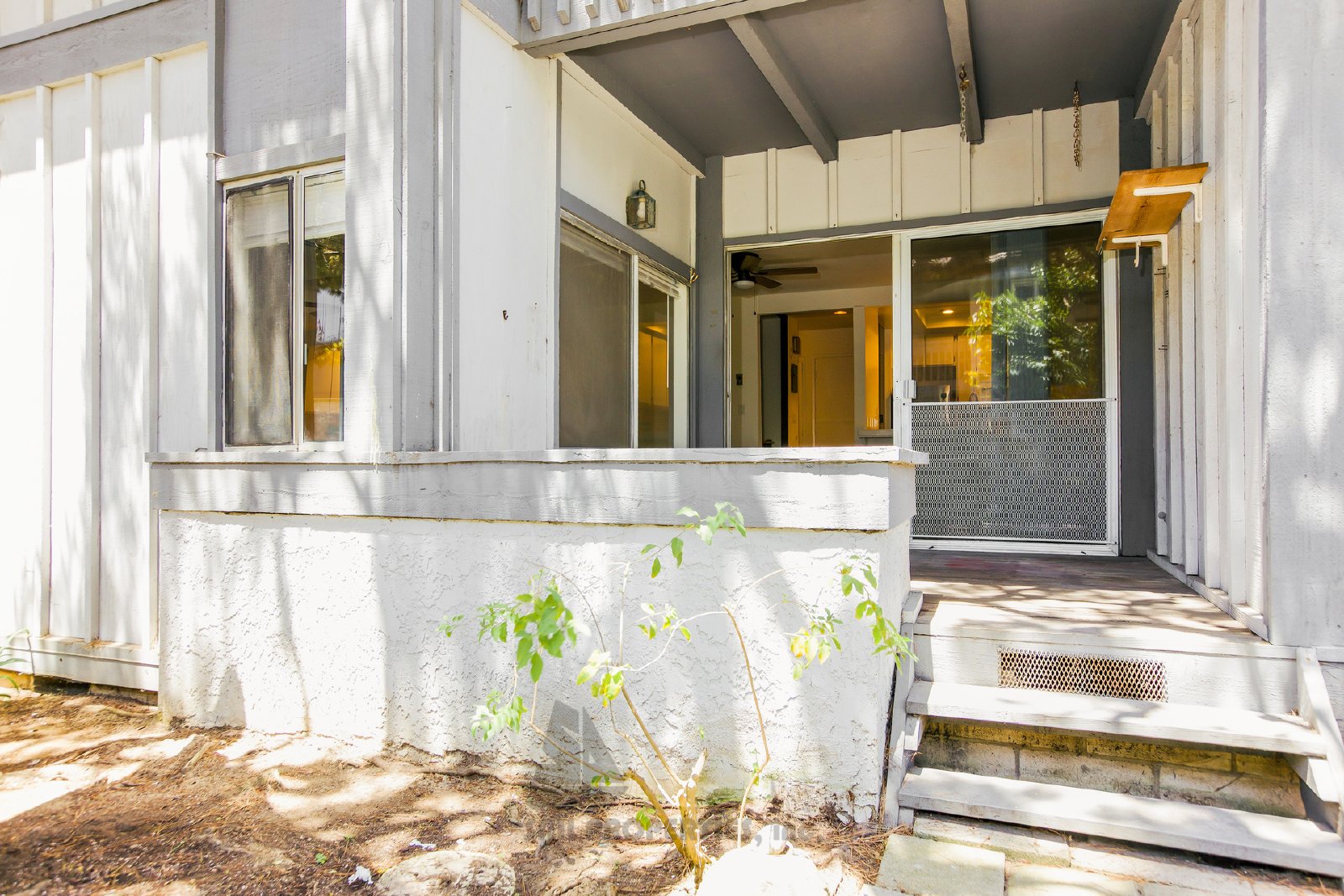 1 Bedroom 1 Bath condo in Huntington Beach property image