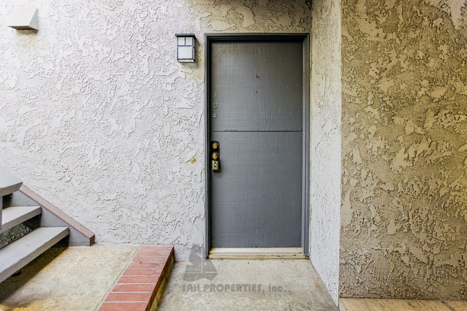 1 Bedroom 1 Bath condo in Huntington Beach property image