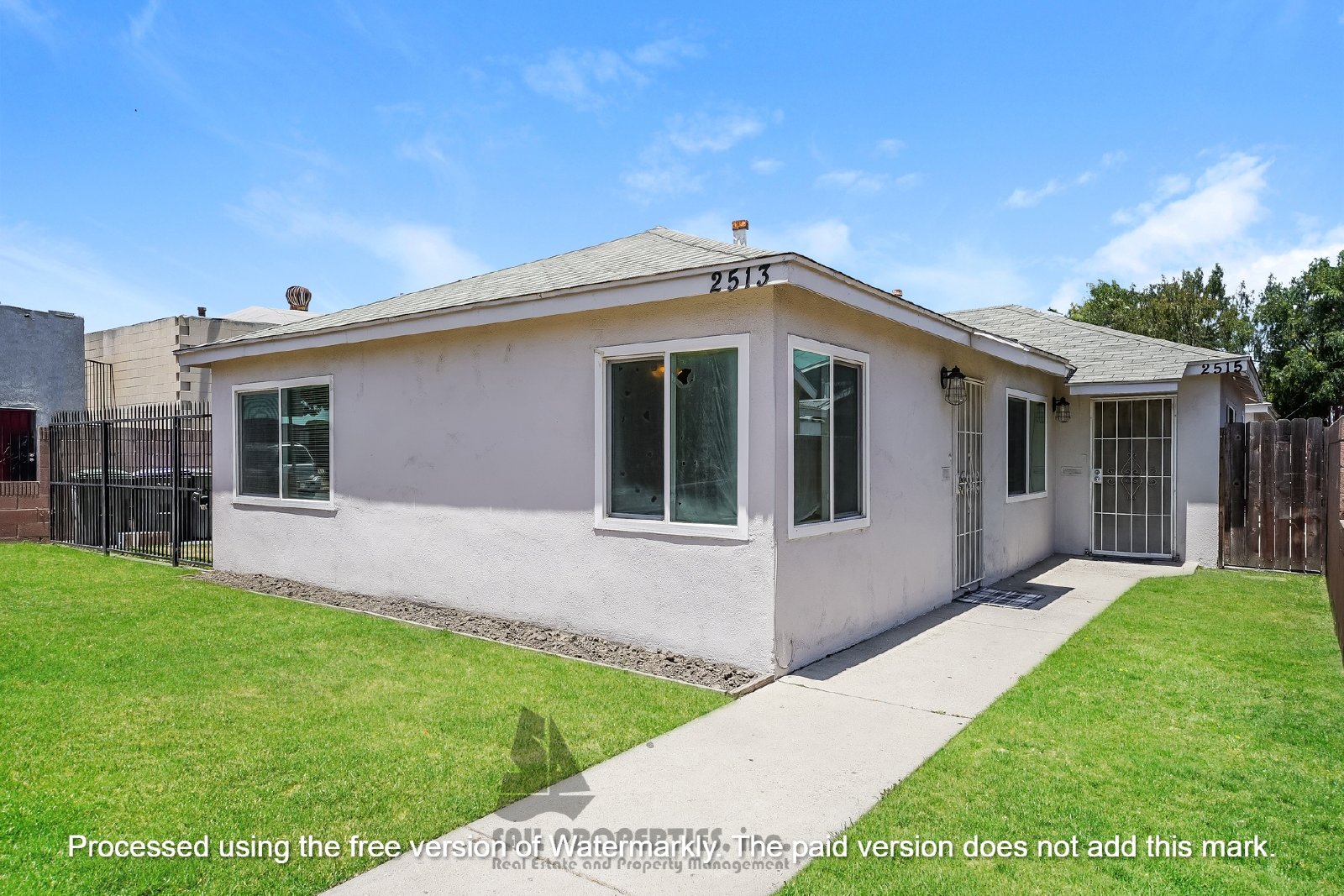Beautifully remodeled 1-bedroom, 1-bath duplex in Carson property image