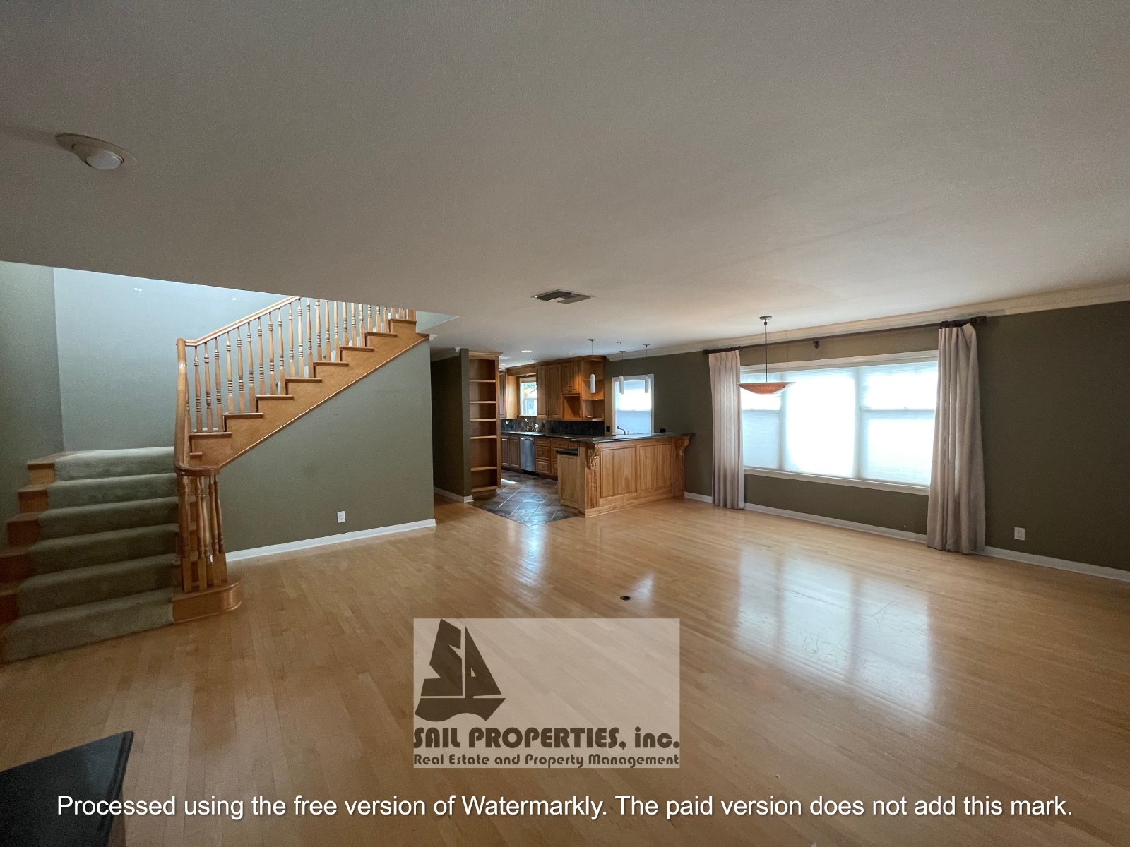 Comfortable Coastal Living in Huntington Beach! property image