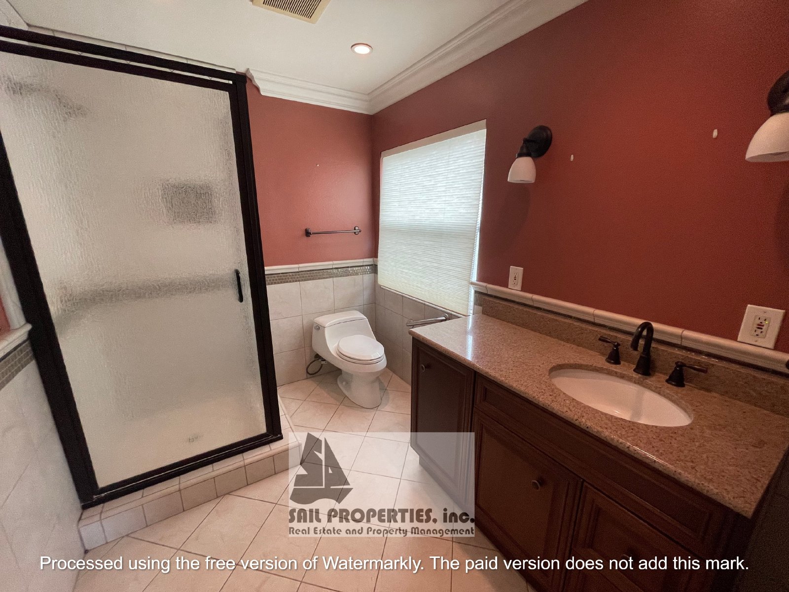 Comfortable Coastal Living in Huntington Beach! property image