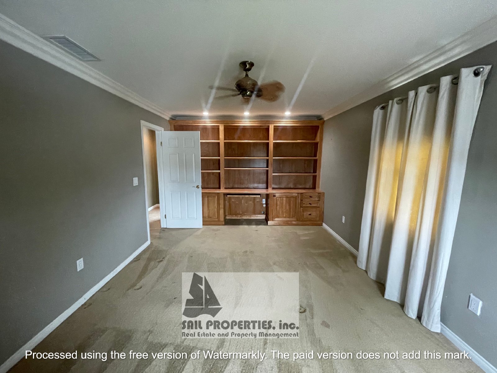 Comfortable Coastal Living in Huntington Beach! property image