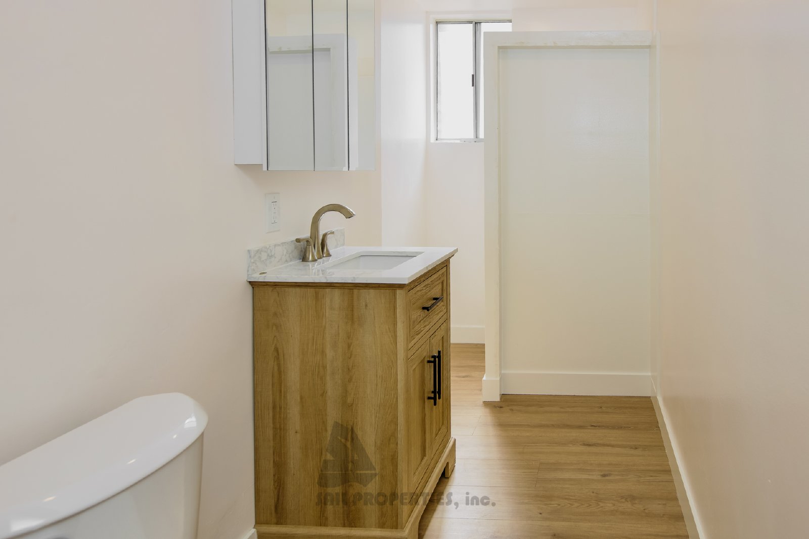 Newly remodeled 5-bedroom, 2.5-bath home in Cypress property image