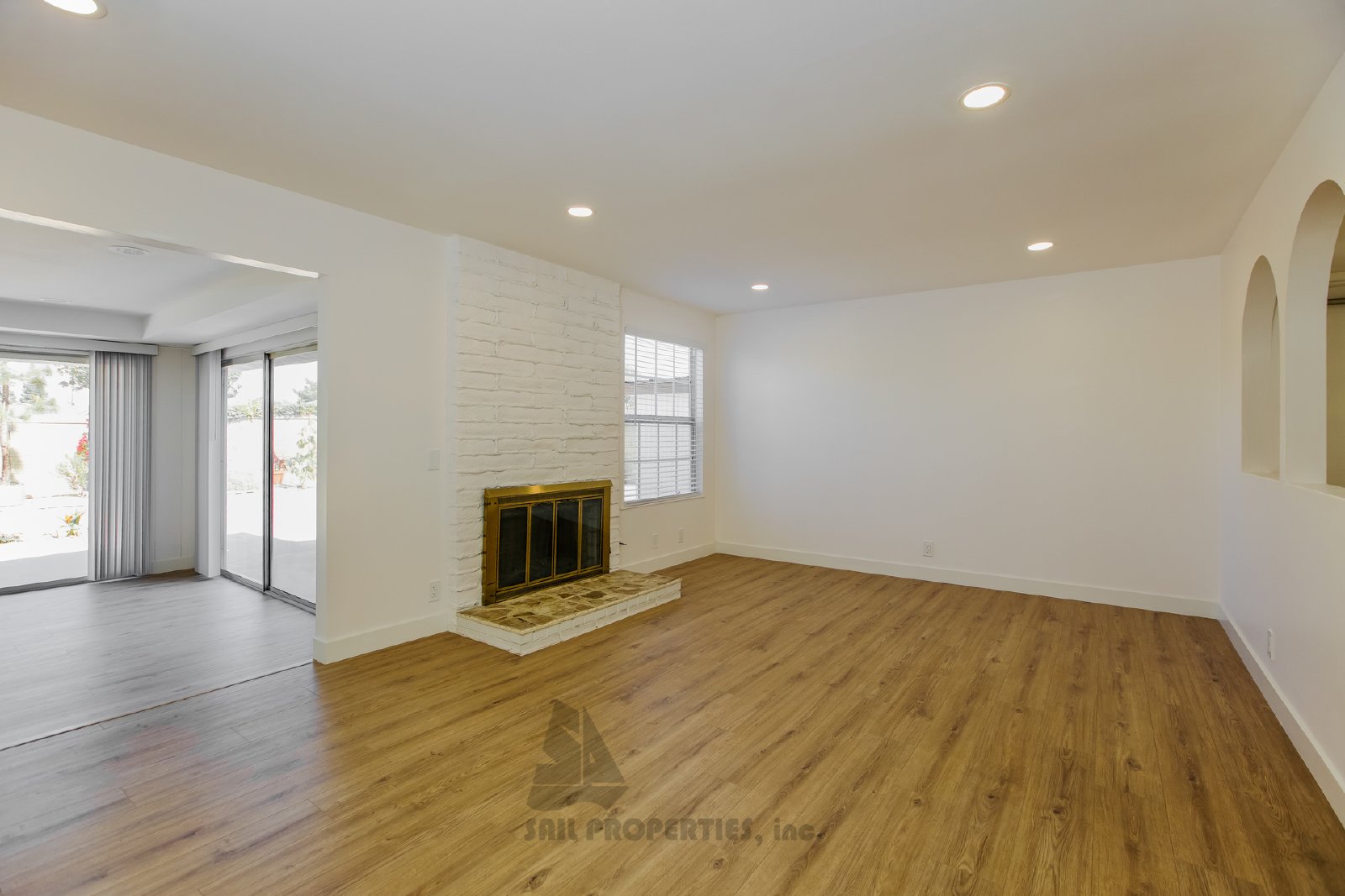 Newly remodeled 5-bedroom, 2.5-bath home in Cypress property image