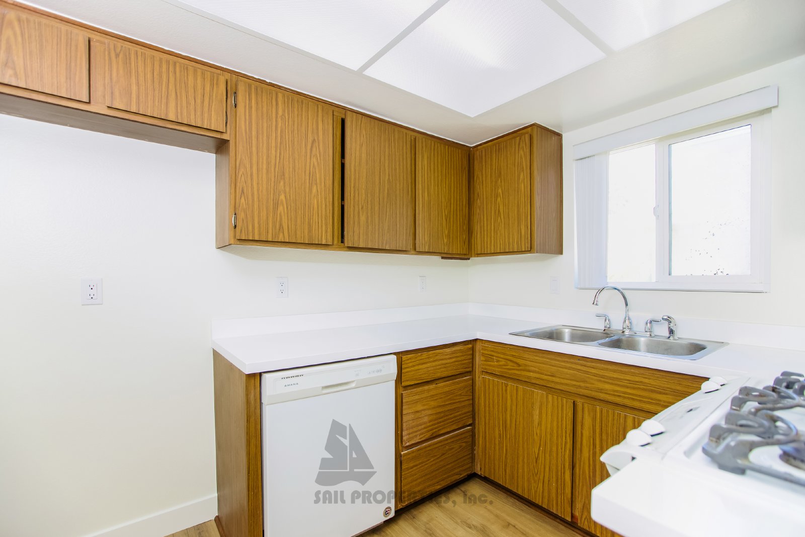 Discover this freshly painted 2-bedroom, 2-bath apartment in Huntington Beach property image