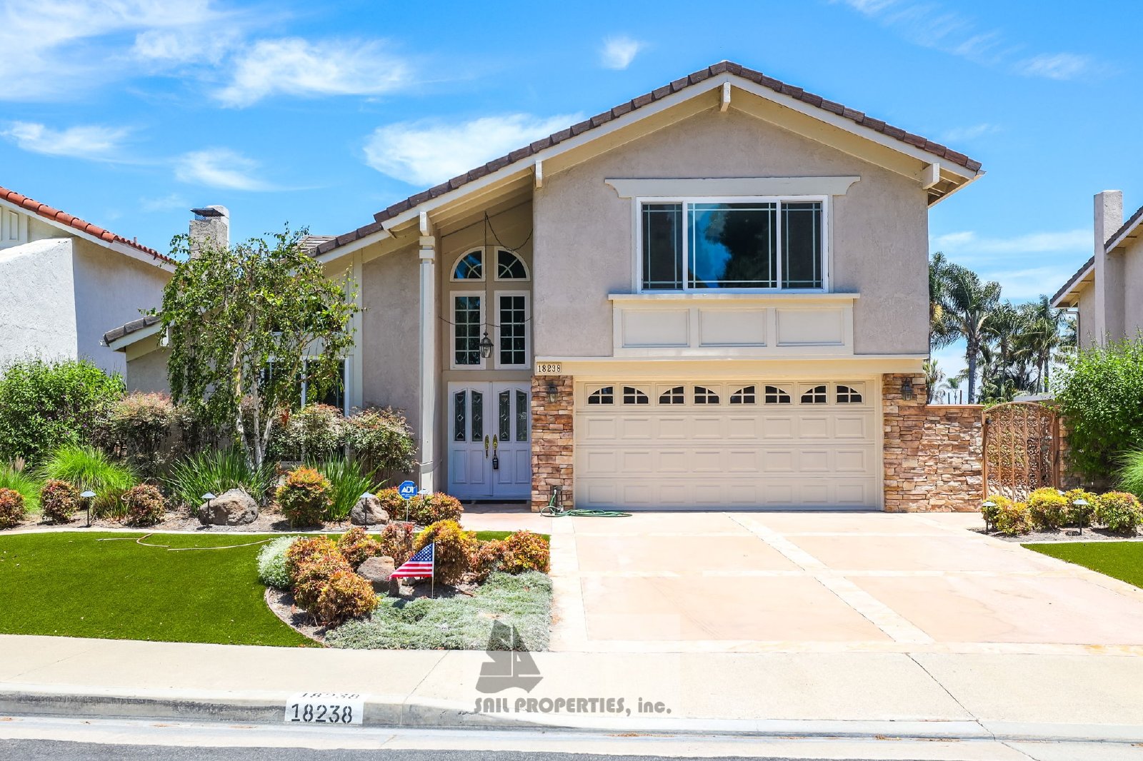 Move-In Ready 4-Bedroom Home with Backyard Pool – Fountain Valley property image