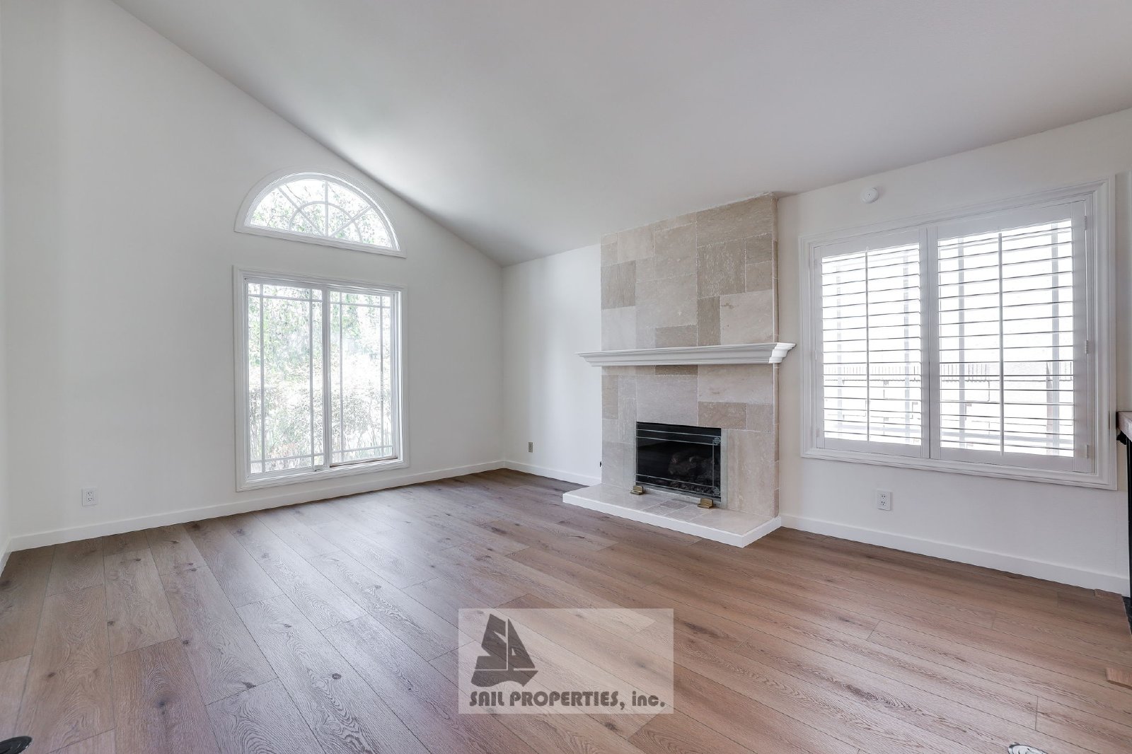 Move-In Ready 4-Bedroom Home with Backyard Pool – Fountain Valley property image