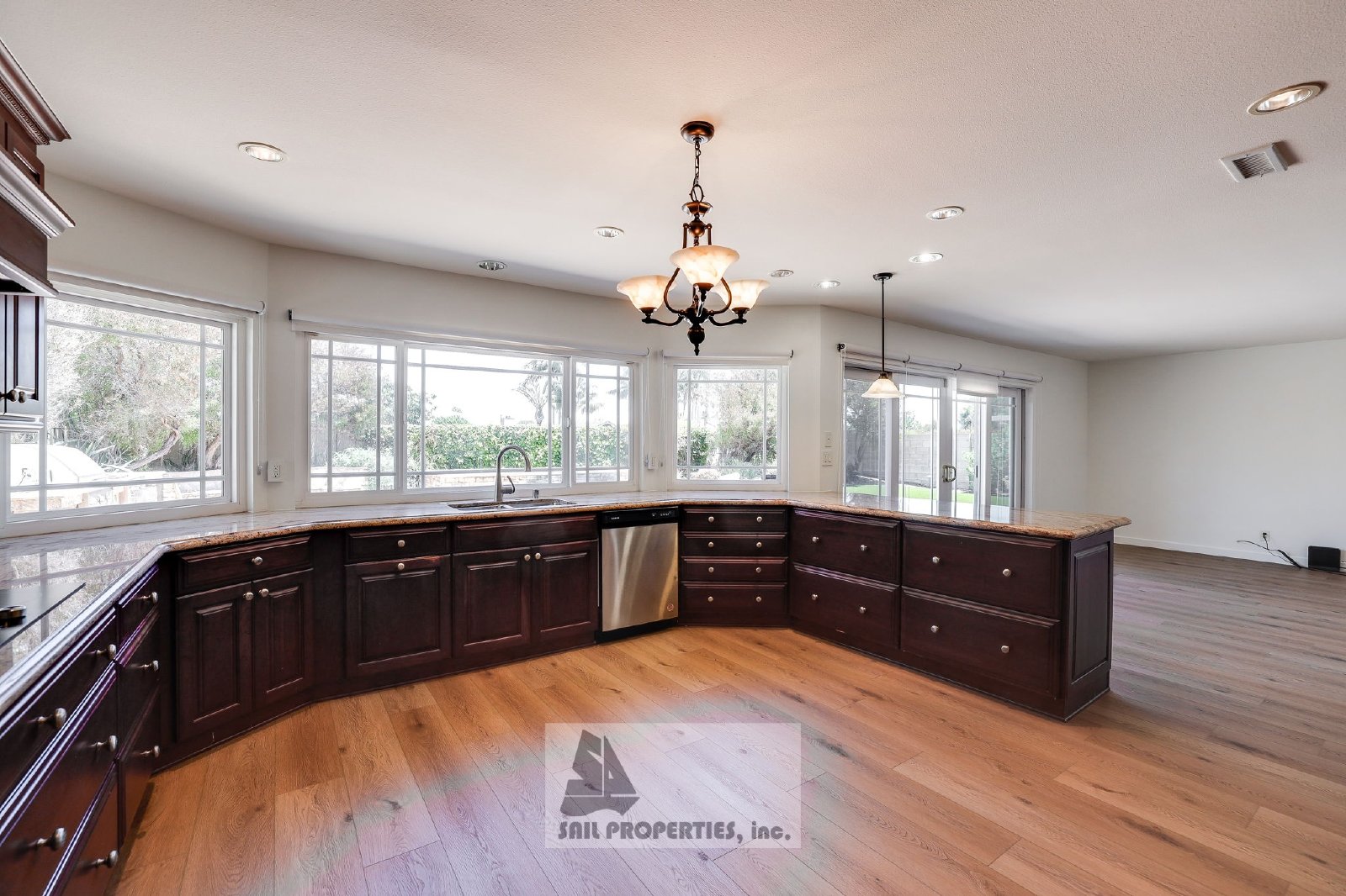 Move-In Ready 4-Bedroom Home with Backyard Pool – Fountain Valley property image