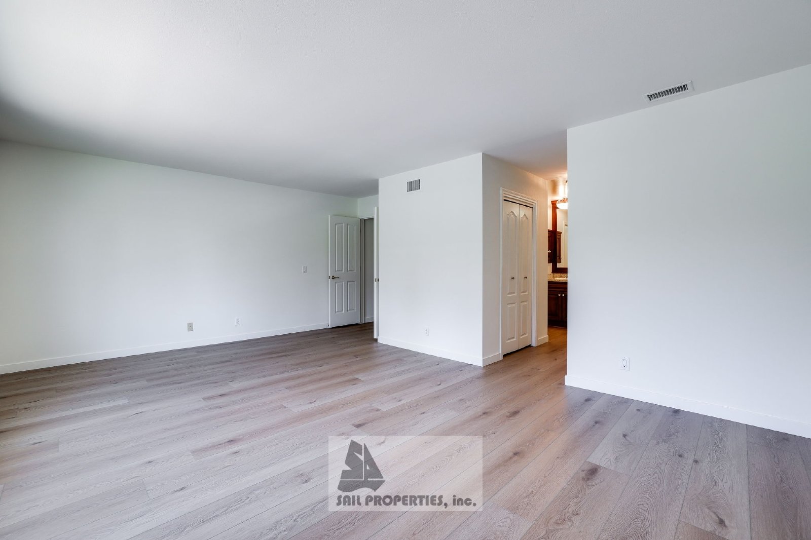 Move-In Ready 4-Bedroom Home with Backyard Pool – Fountain Valley property image