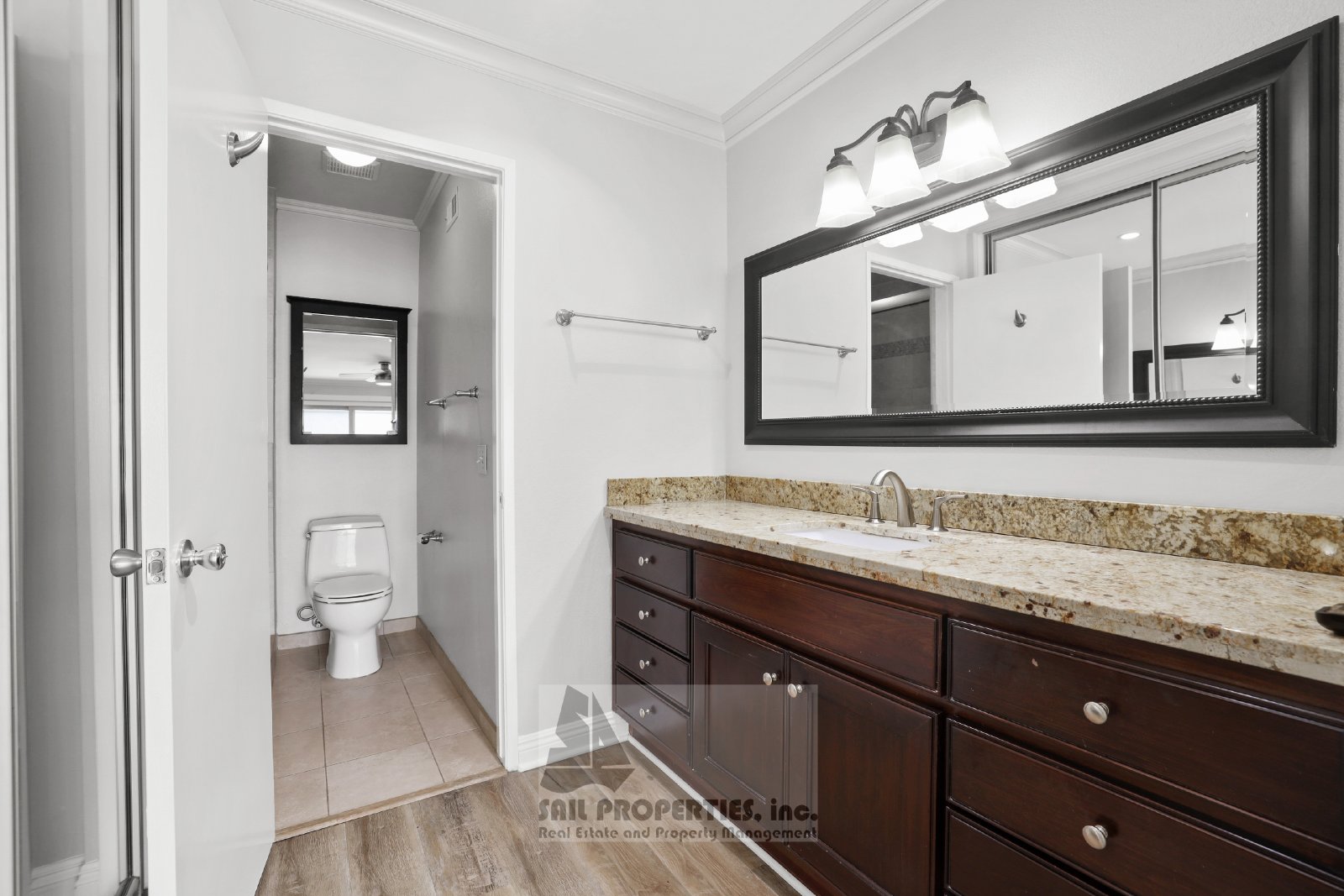 Bright & Move-In Ready End Unit in Westminster Village – 3 Miles to the Beach! property image