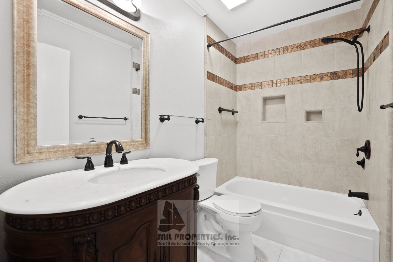 Bright & Move-In Ready End Unit in Westminster Village – 3 Miles to the Beach! property image