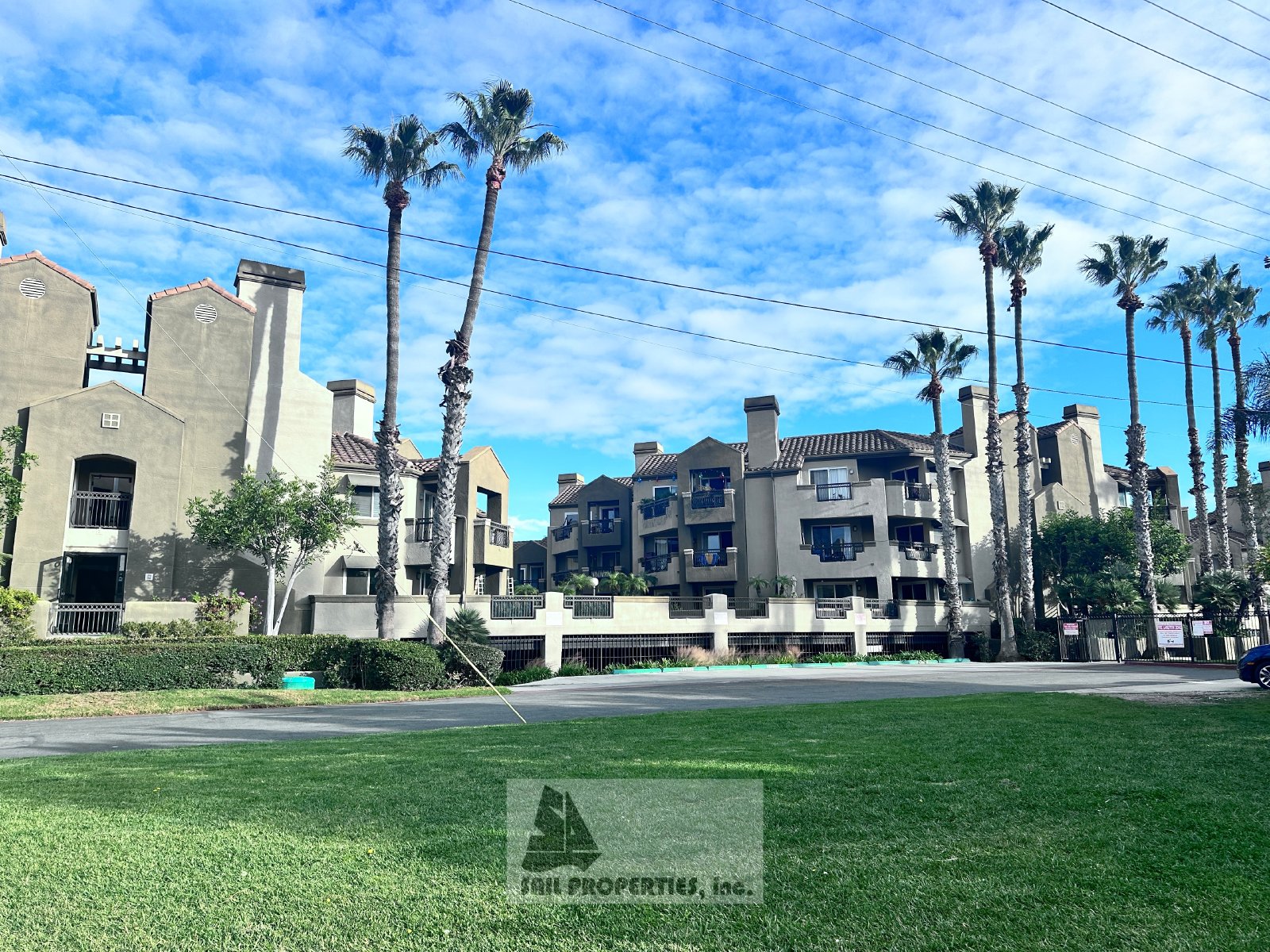1-Bed Condo – Private Outdoor Patio, In-Unit Laundry property image