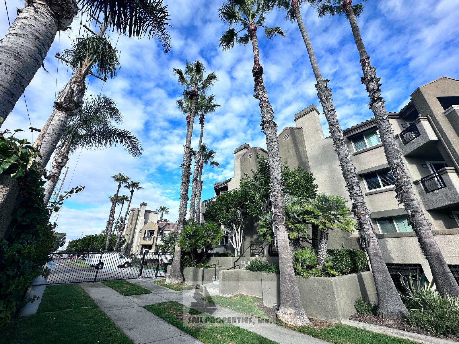 1-Bed Condo – Private Outdoor Patio, In-Unit Laundry property image