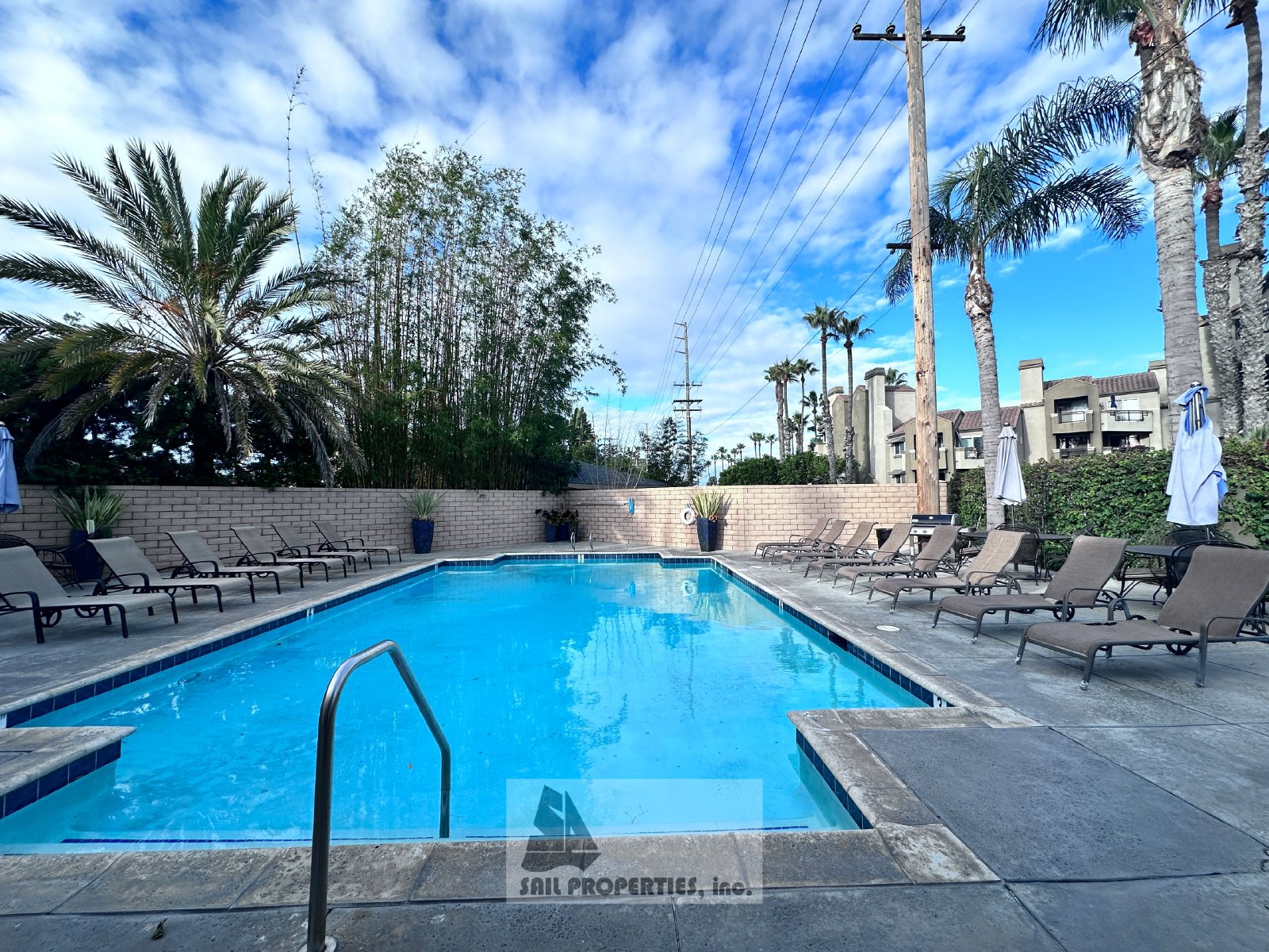 1-Bed Condo – Private Outdoor Patio, In-Unit Laundry property image