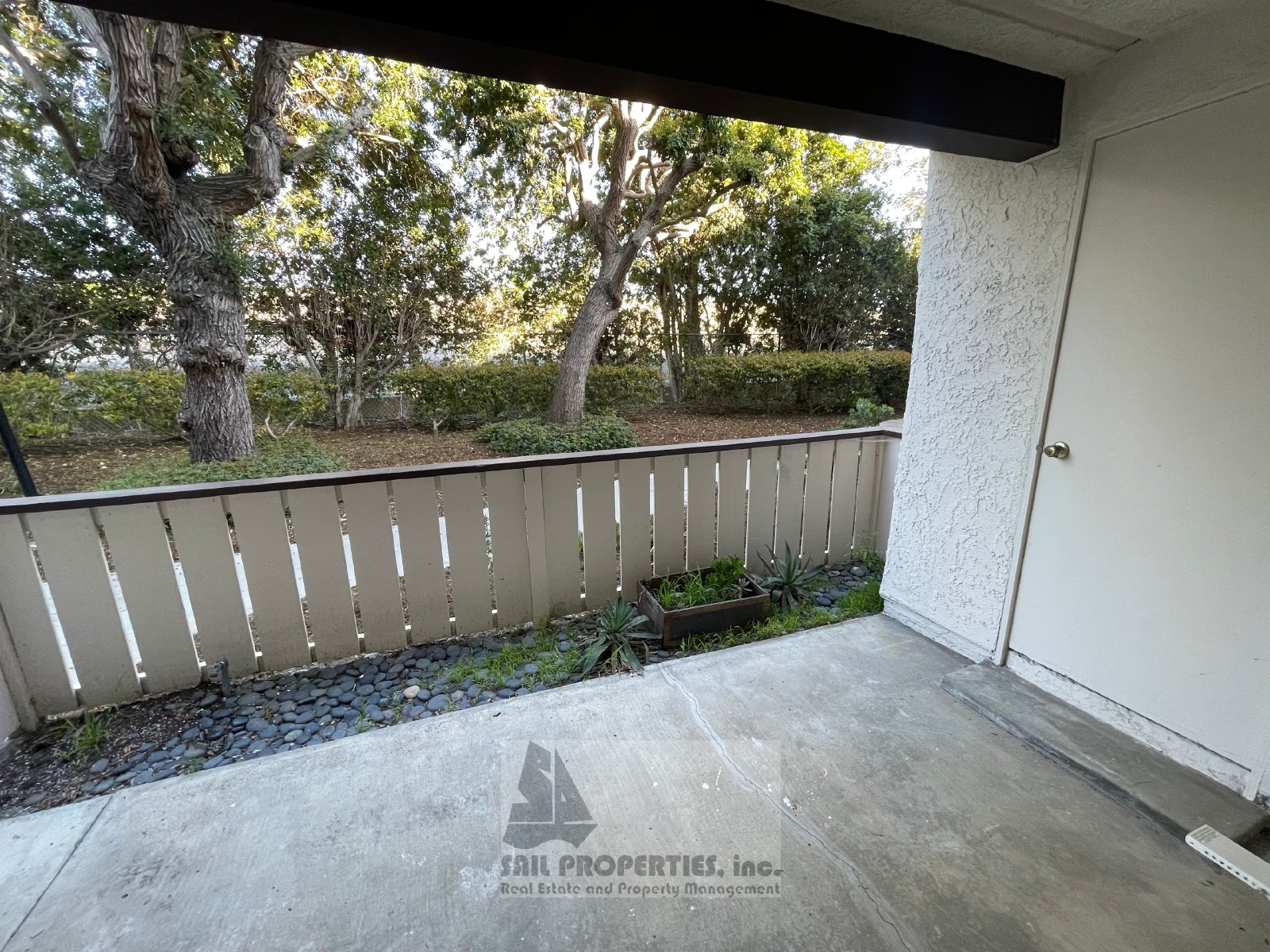 Modern 2BR/2BA Retreat in a Gated Huntington Beach Community property image