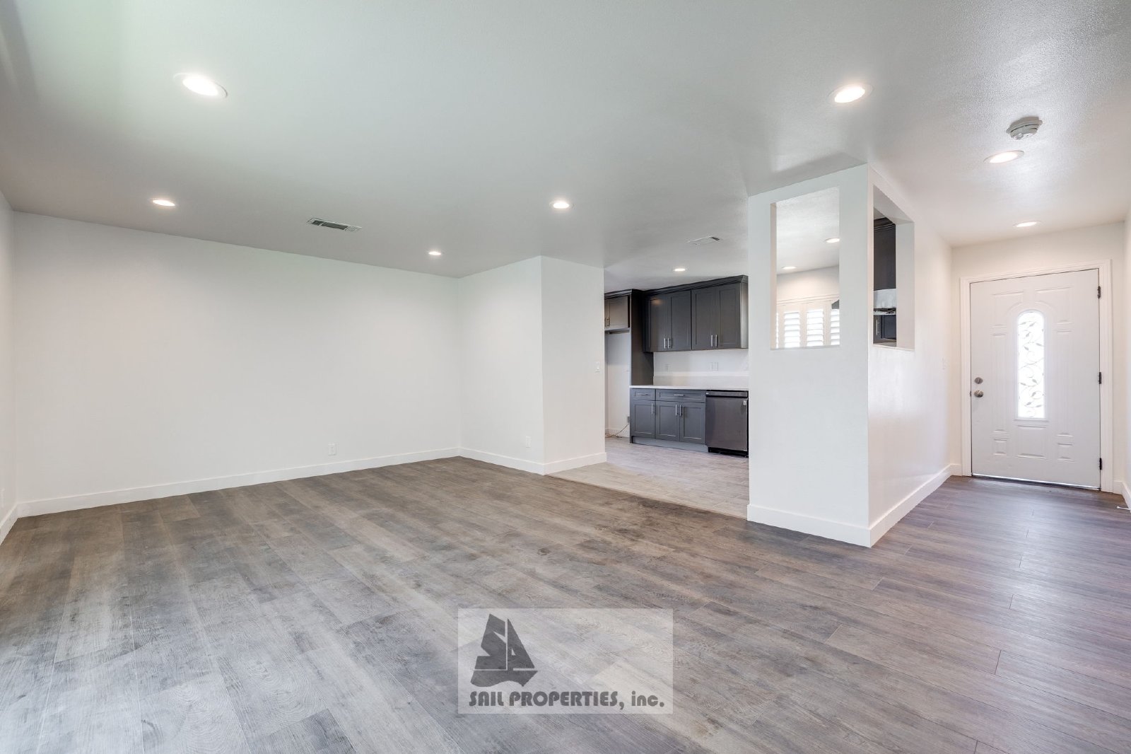 4-Bedroom Huntington Beach Home – Cul-de-Sac, Fully Remodeled property image