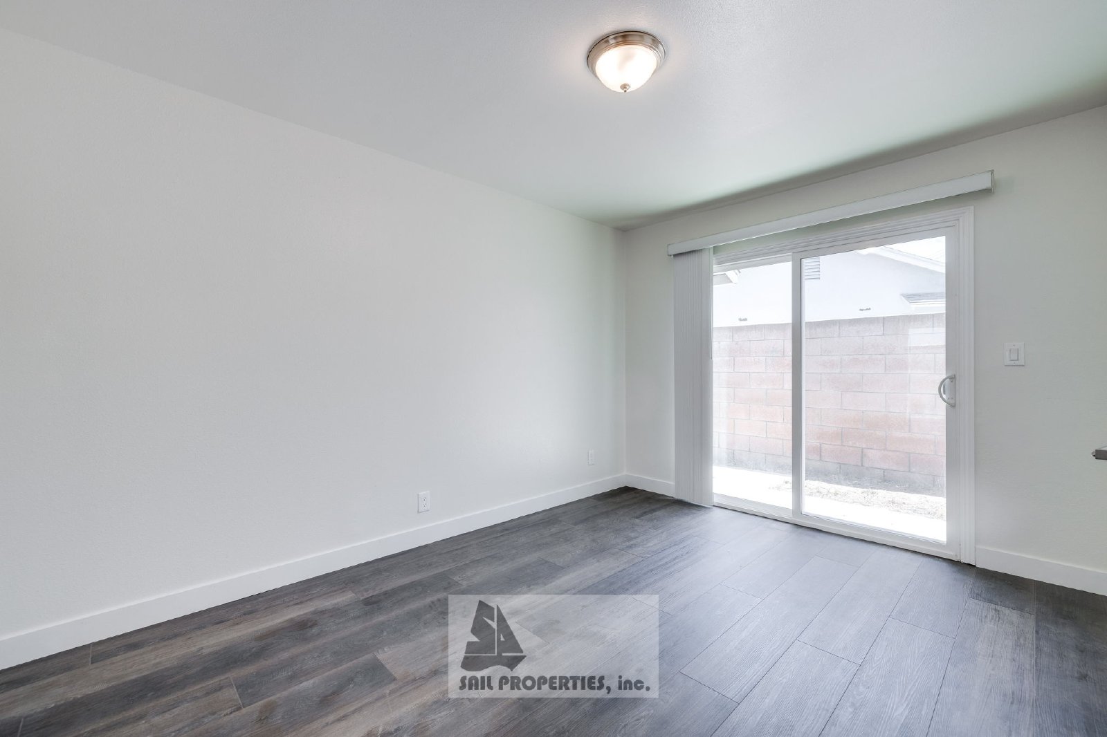 4-Bedroom Huntington Beach Home – Cul-de-Sac, Fully Remodeled property image