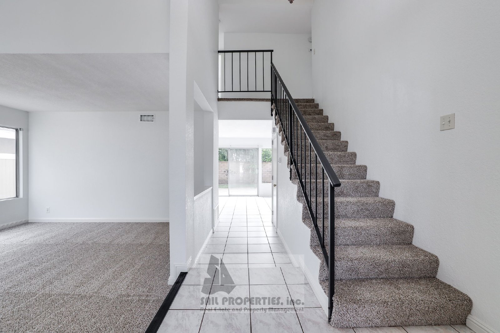 5 Bedrooms. 3-Car Garage. Huntington Beach Charm! property image
