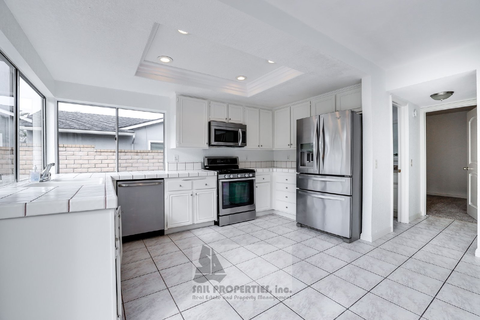 5 Bedrooms. 3-Car Garage. Huntington Beach Charm! property image