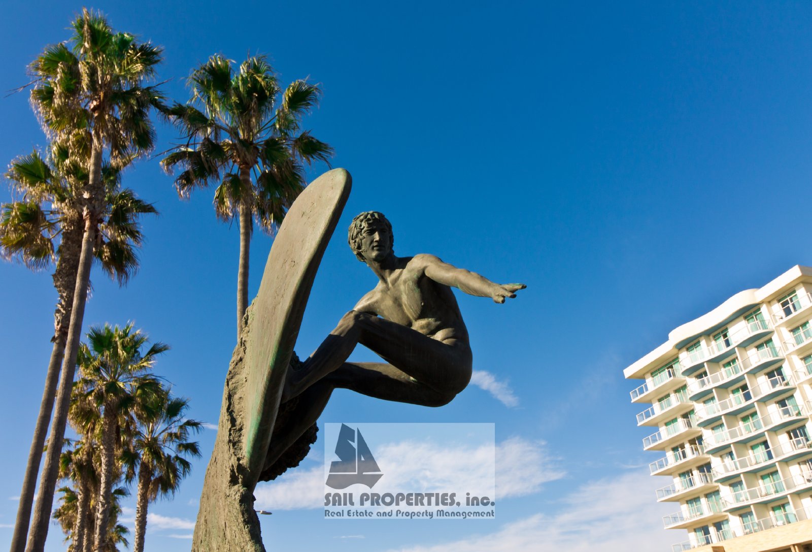5 Bedrooms. 3-Car Garage. Huntington Beach Charm! property image