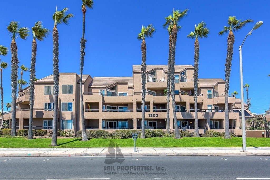 1200 PCH #327 is a third-floor, one-bedroom, one-bath condo in the gated Pierhouse community of Huntington Beach property image