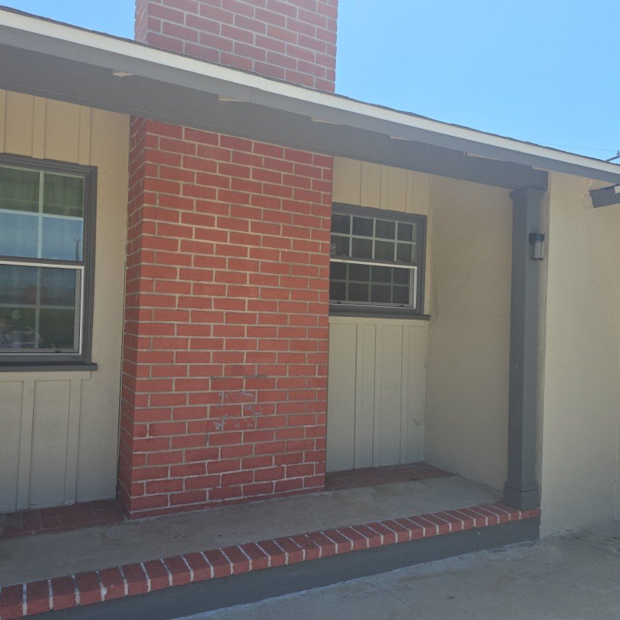 3 Bedroom, 2 Bathroom Fixer Upper in Santa Ana property image