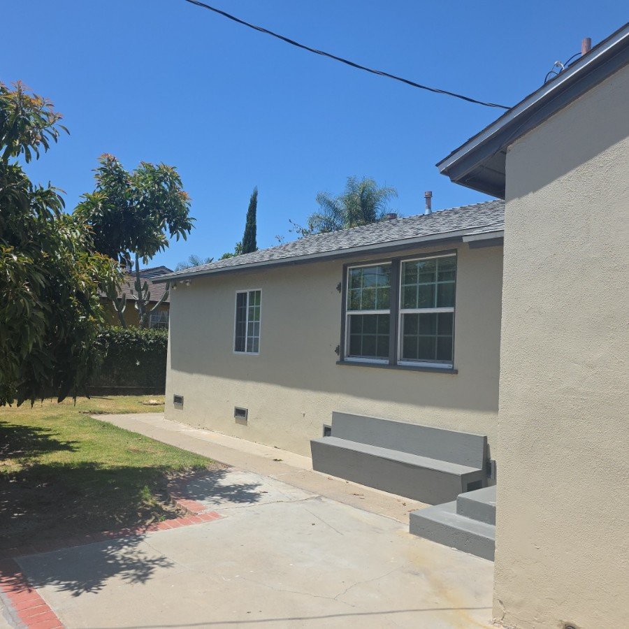 3 Bedroom, 2 Bathroom Fixer Upper in Santa Ana property image