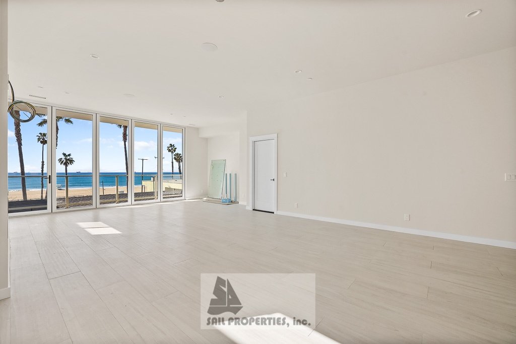 Discover a thoughtfully updated 2‑bedroom, 4‑bath duplex in Huntington Beach offering ocean views and a range of modern touches property image