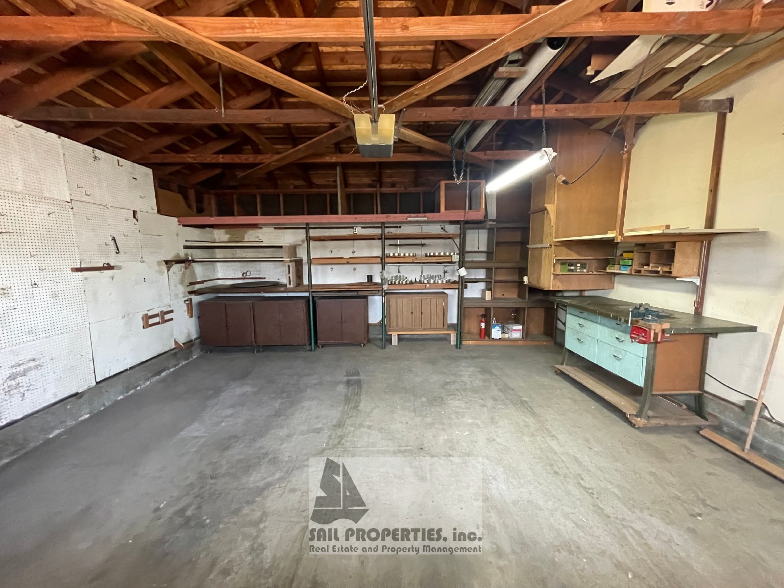Charming 3-Bedroom Home Near Old Towne Orange property image