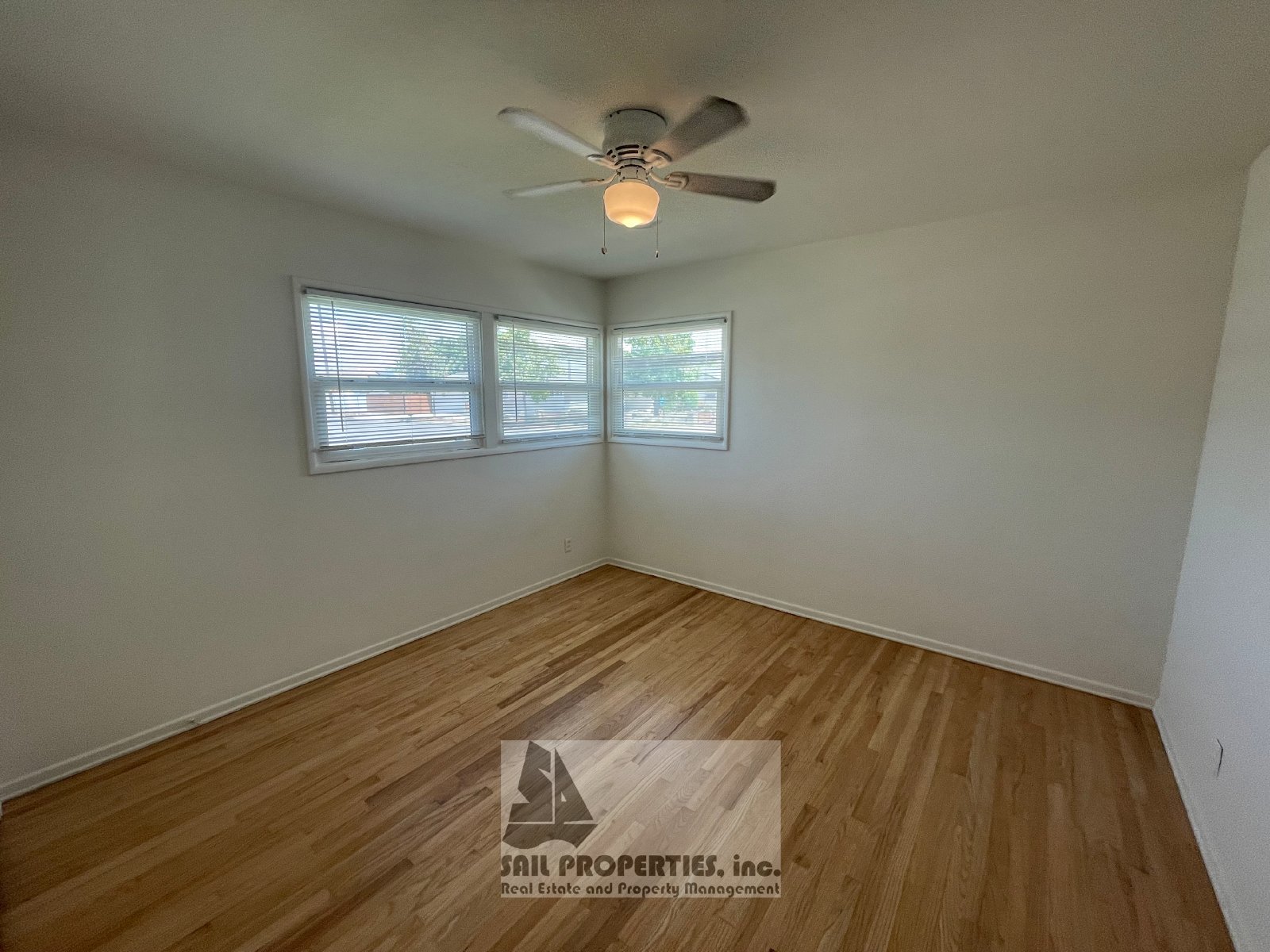Charming 3-Bedroom Home Near Old Towne Orange property image