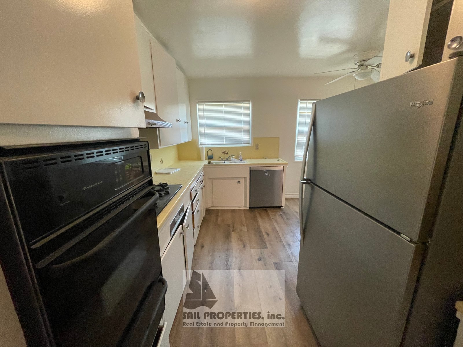 Charming 3-Bedroom Home Near Old Towne Orange property image