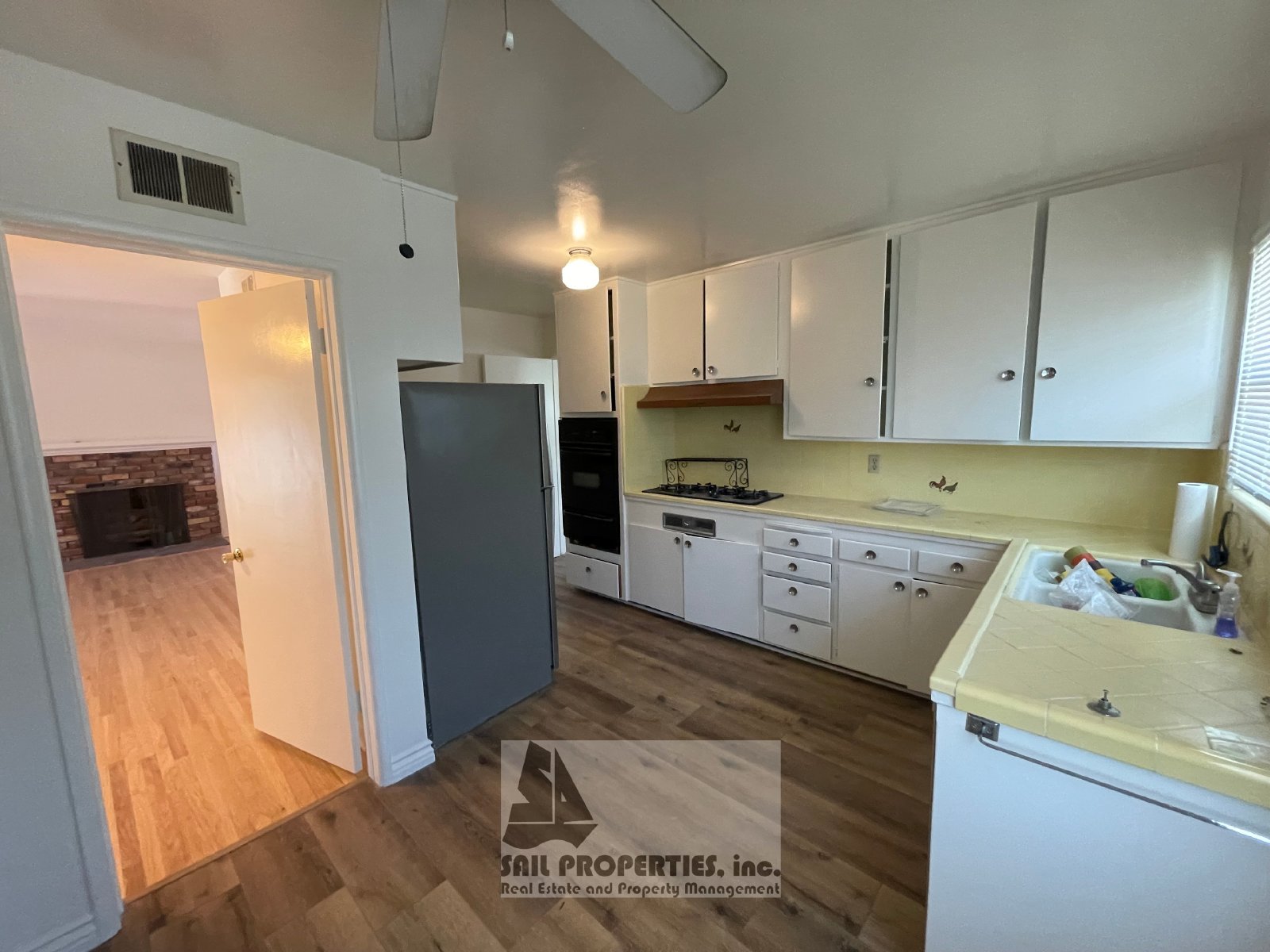Charming 3-Bedroom Home Near Old Towne Orange property image