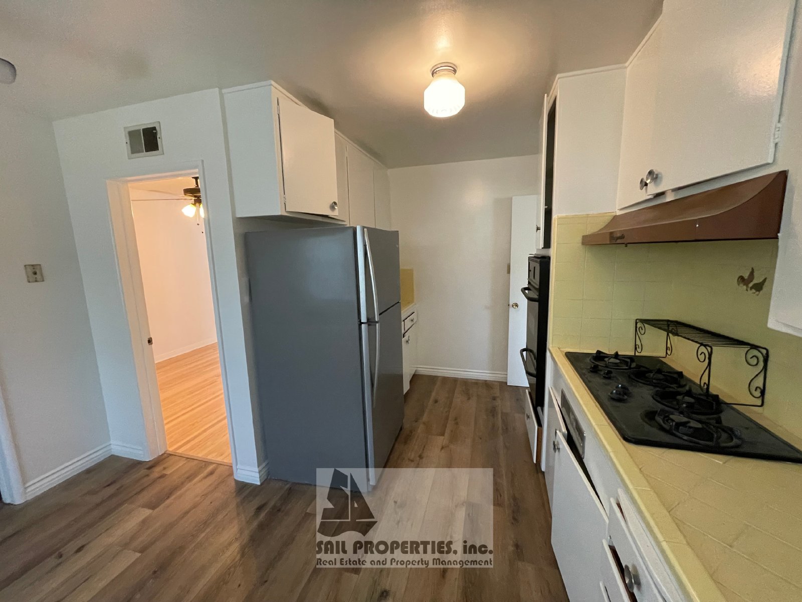 Charming 3-Bedroom Home Near Old Towne Orange property image