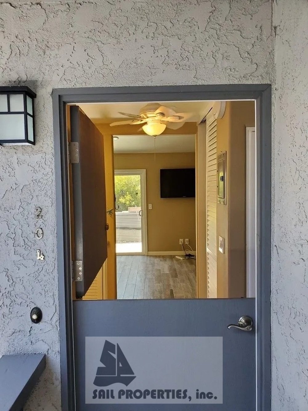 Charming and Coastal Sunset Beach Condo! property image