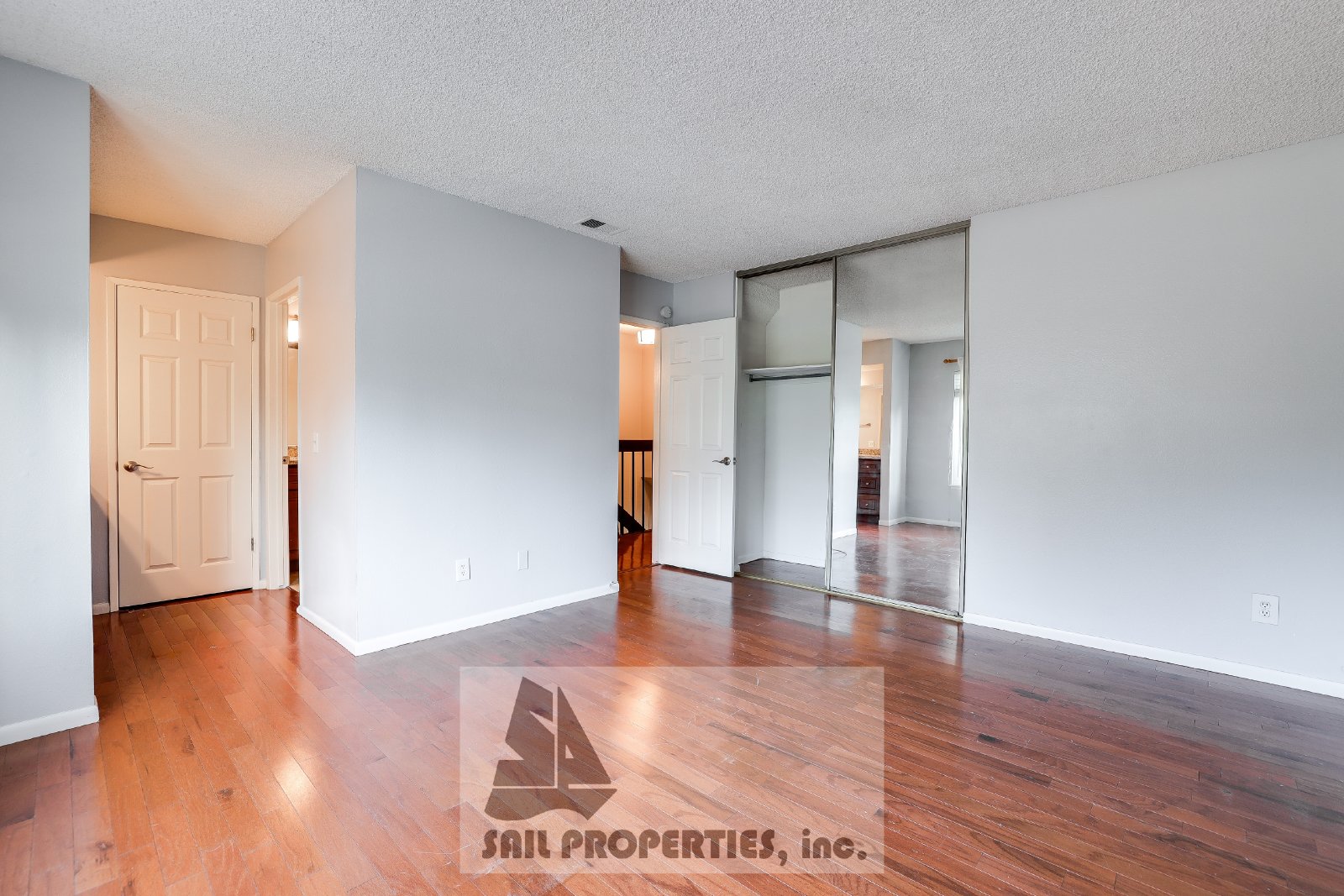 Charming 3-Bedroom Townhome in Fountain Valley close to Mile Square Park property image
