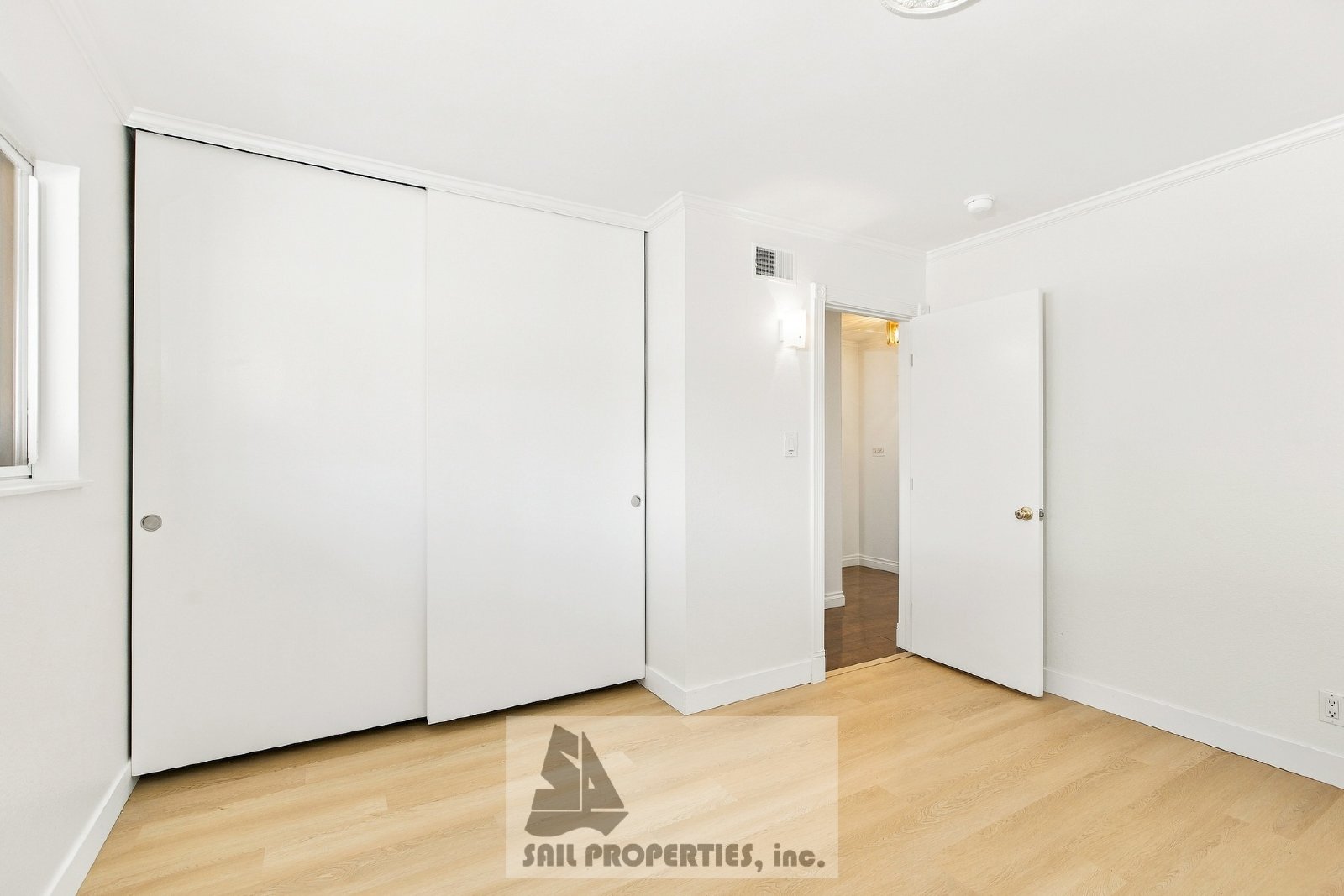 Charming and move-in ready home in Huntington Beach property image
