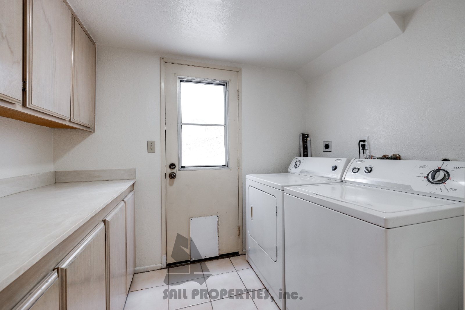 Lovely Central Huntington Beach Home Near Downtown! property image