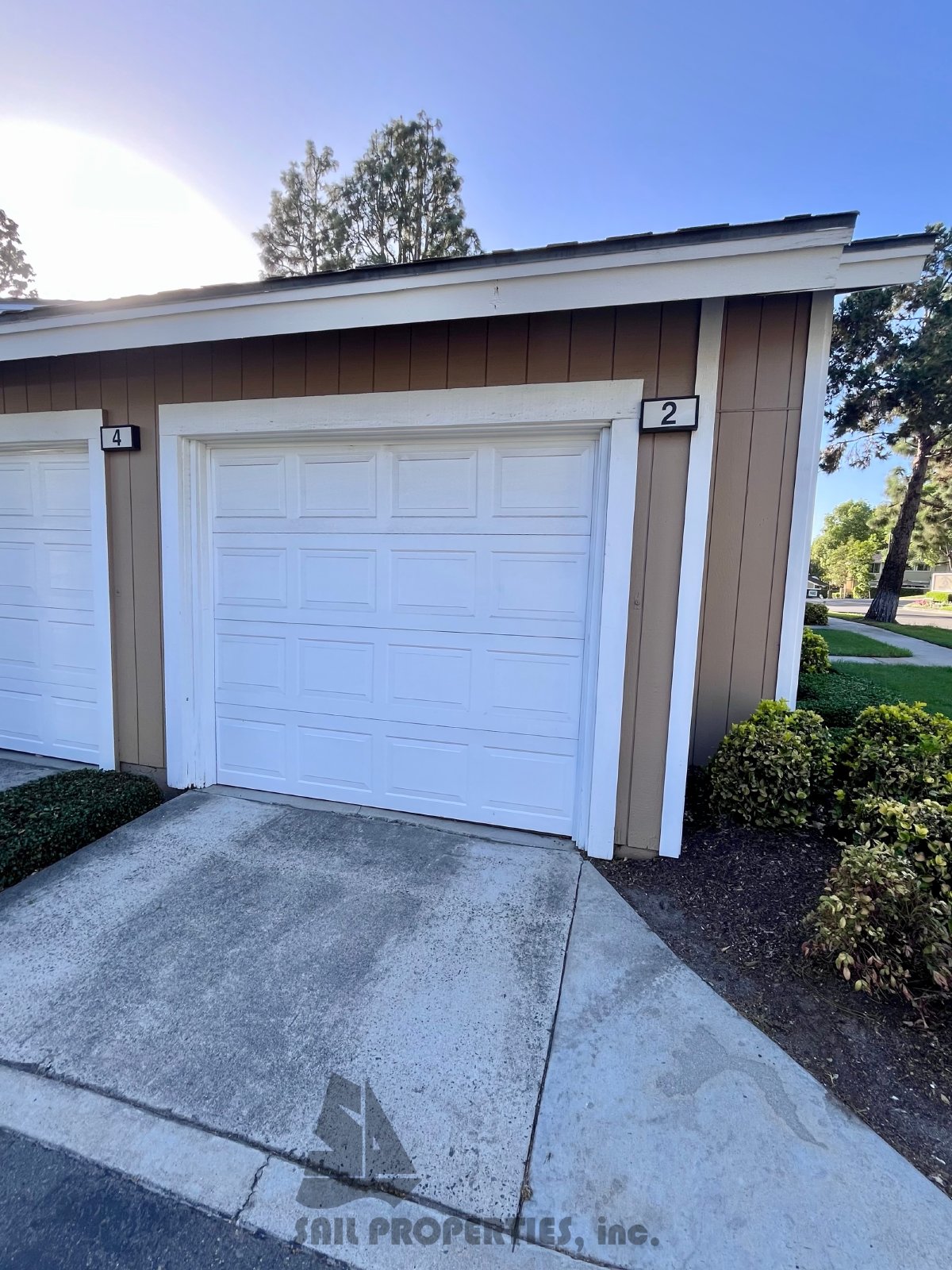 Located in Irvine, this remodeled 2-bedroom, 2-bath first-level condo combines modern updates with practical conveniences property image