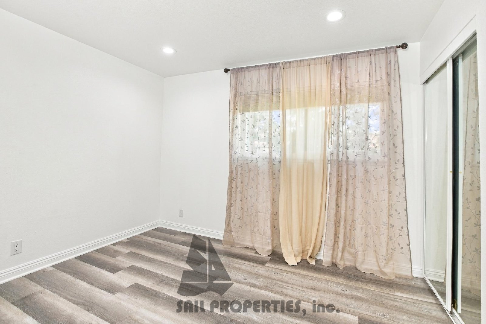 Prime Huntington Beach, beautifully maintained two-bedroom, one-and-a-half-bath townhouse property image