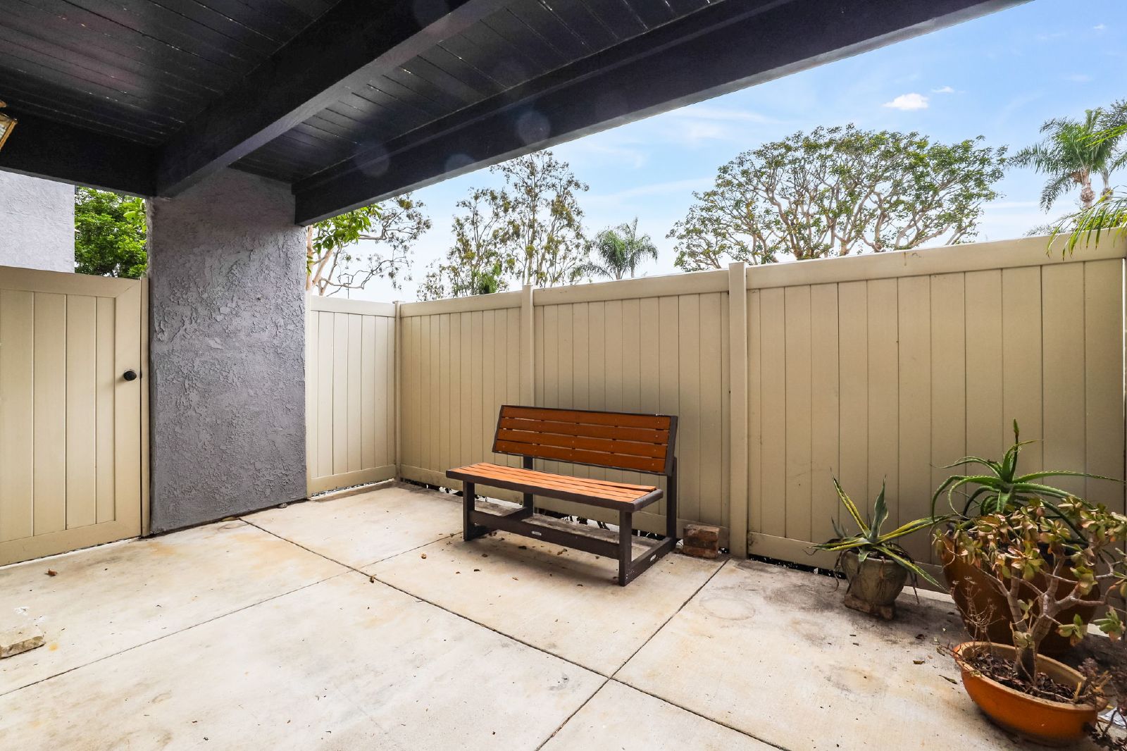 Affordable Beach Condo with large patio! property image